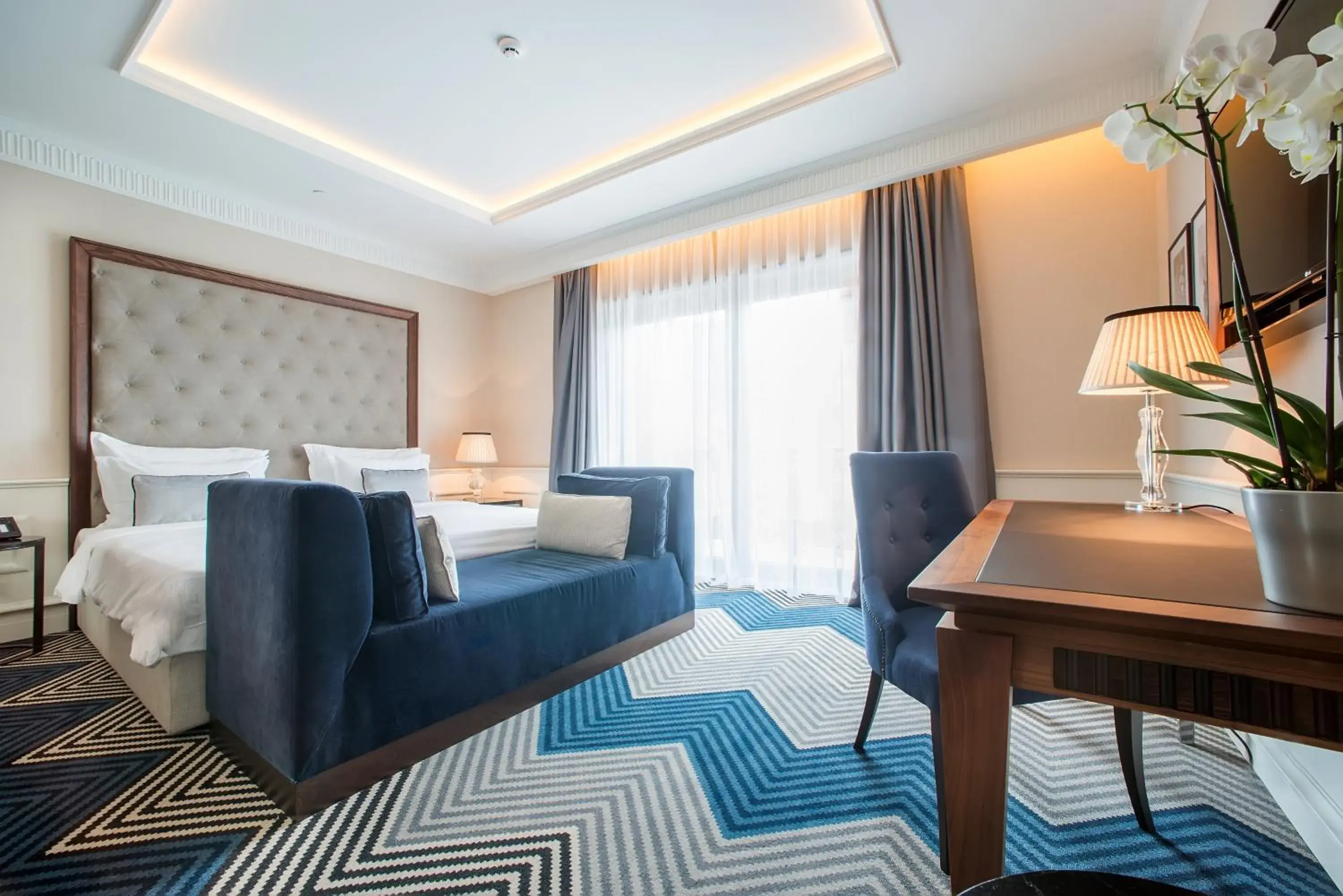 Prestige Double Room with Mountain View in Boutique Hotel La Roche Prestige Double Room with Mountain View in Boutique Hotel La Roche