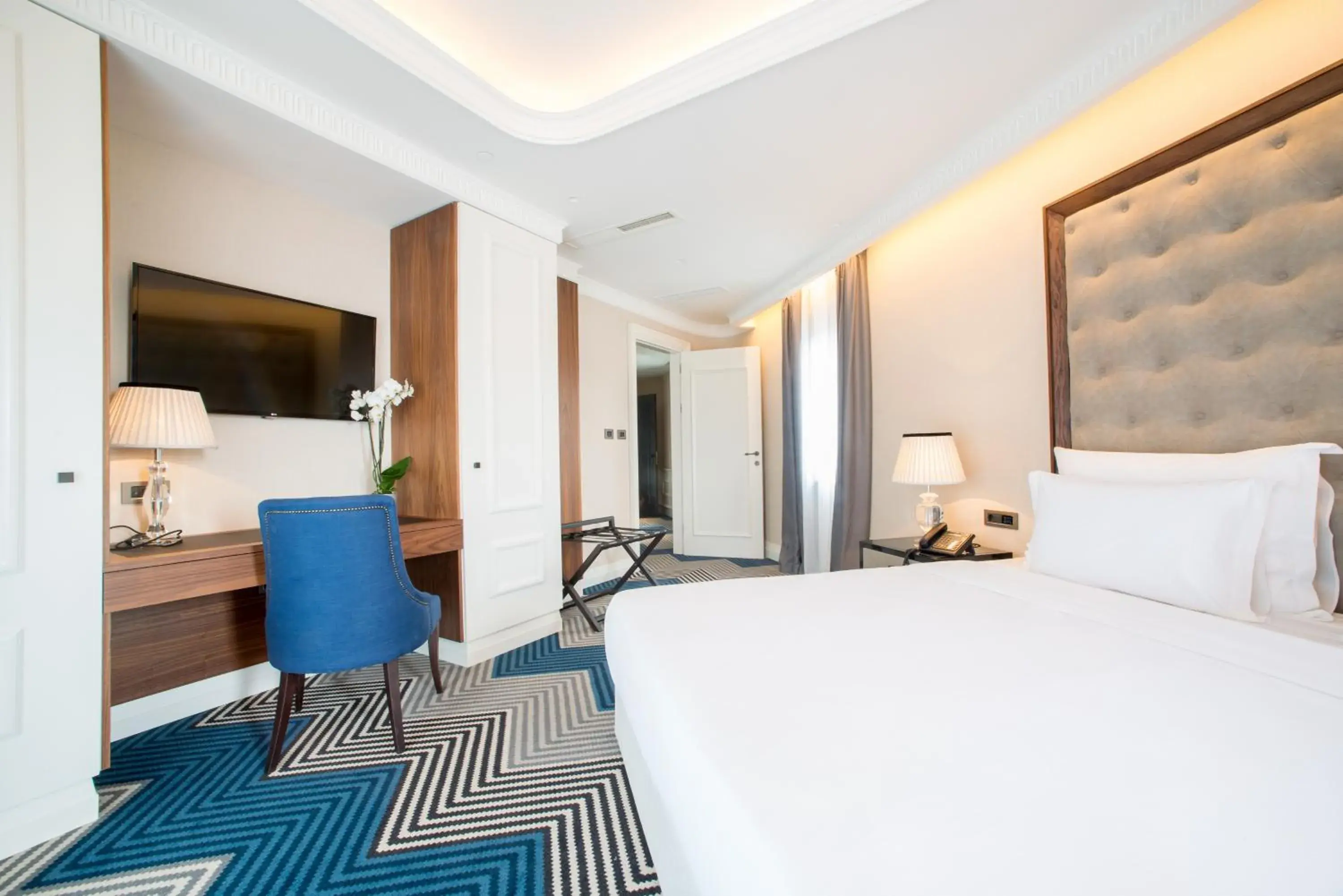 Photo of the whole room, Bed in Boutique Hotel La Roche Photo of the whole room, Bed in Boutique Hotel La Roche