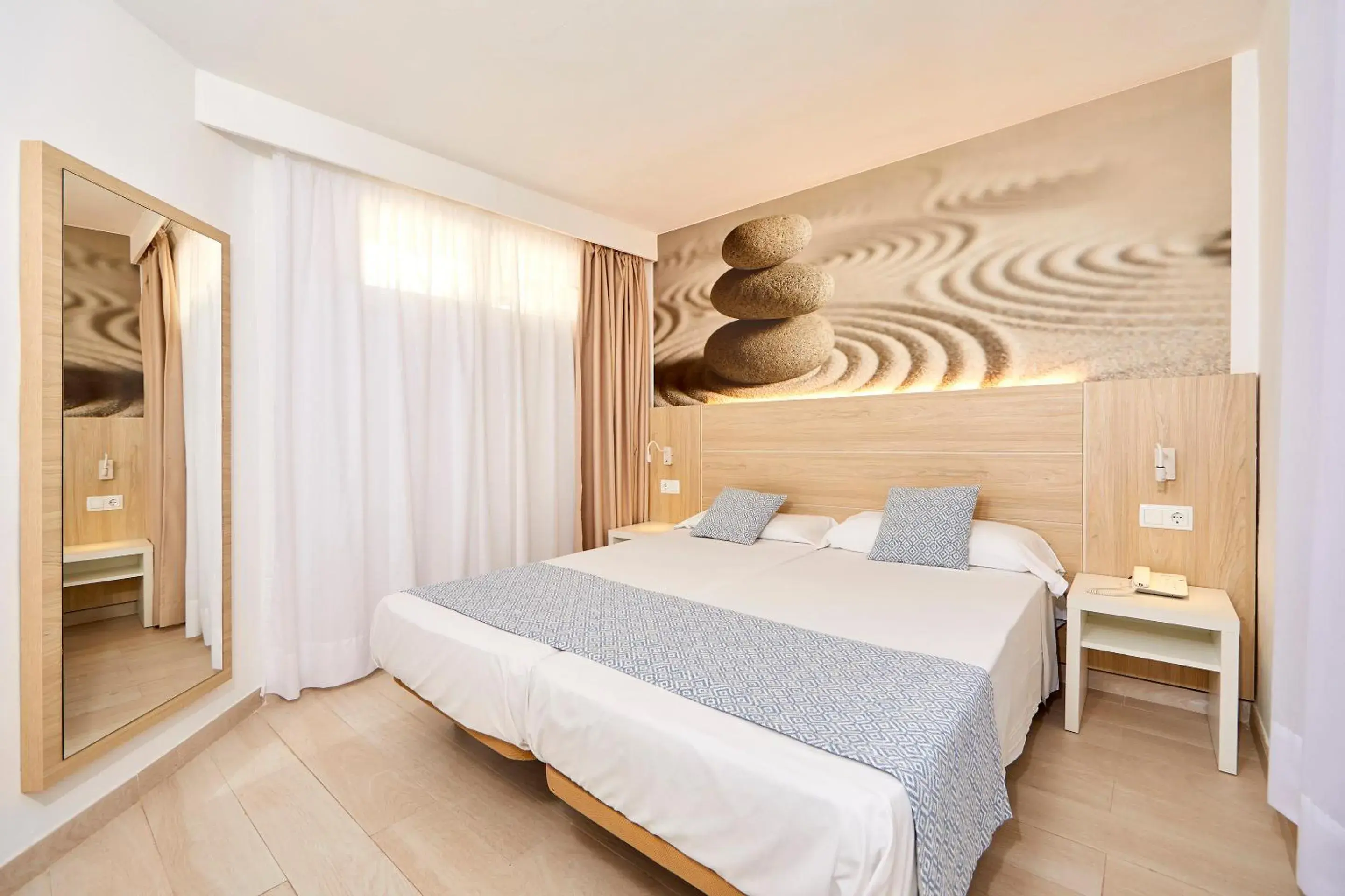 Bedroom, Bed in Sun Beach Bedroom, Bed in Sun Beach