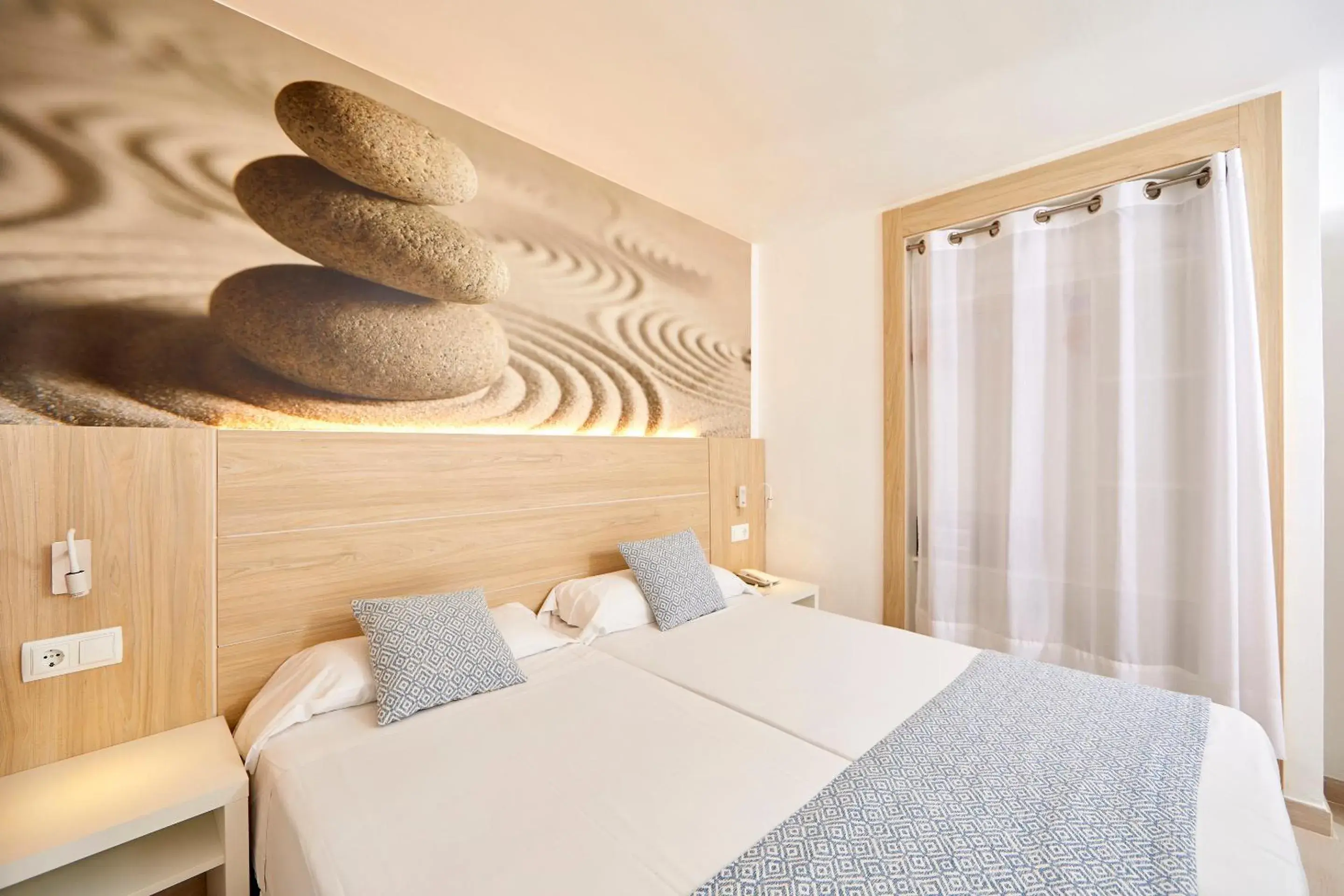 Bedroom, Bed in Sun Beach Bedroom, Bed in Sun Beach