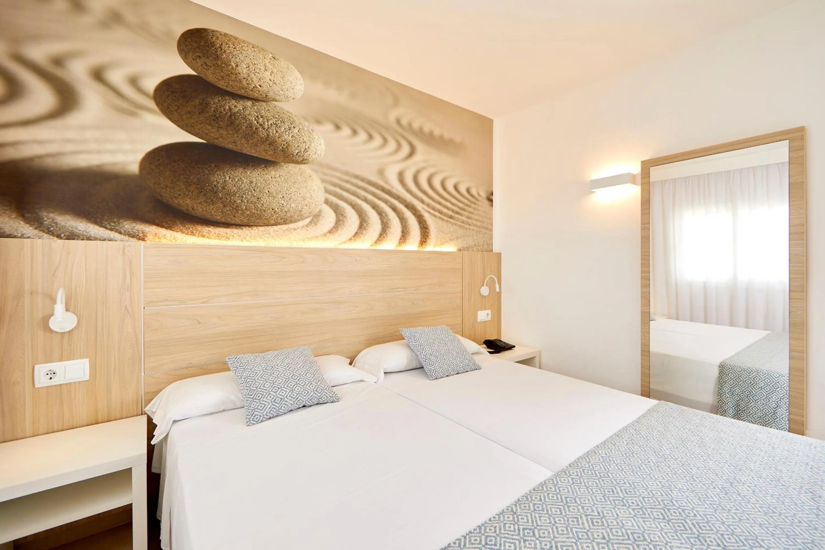 Bedroom, Bed in Sun Beach