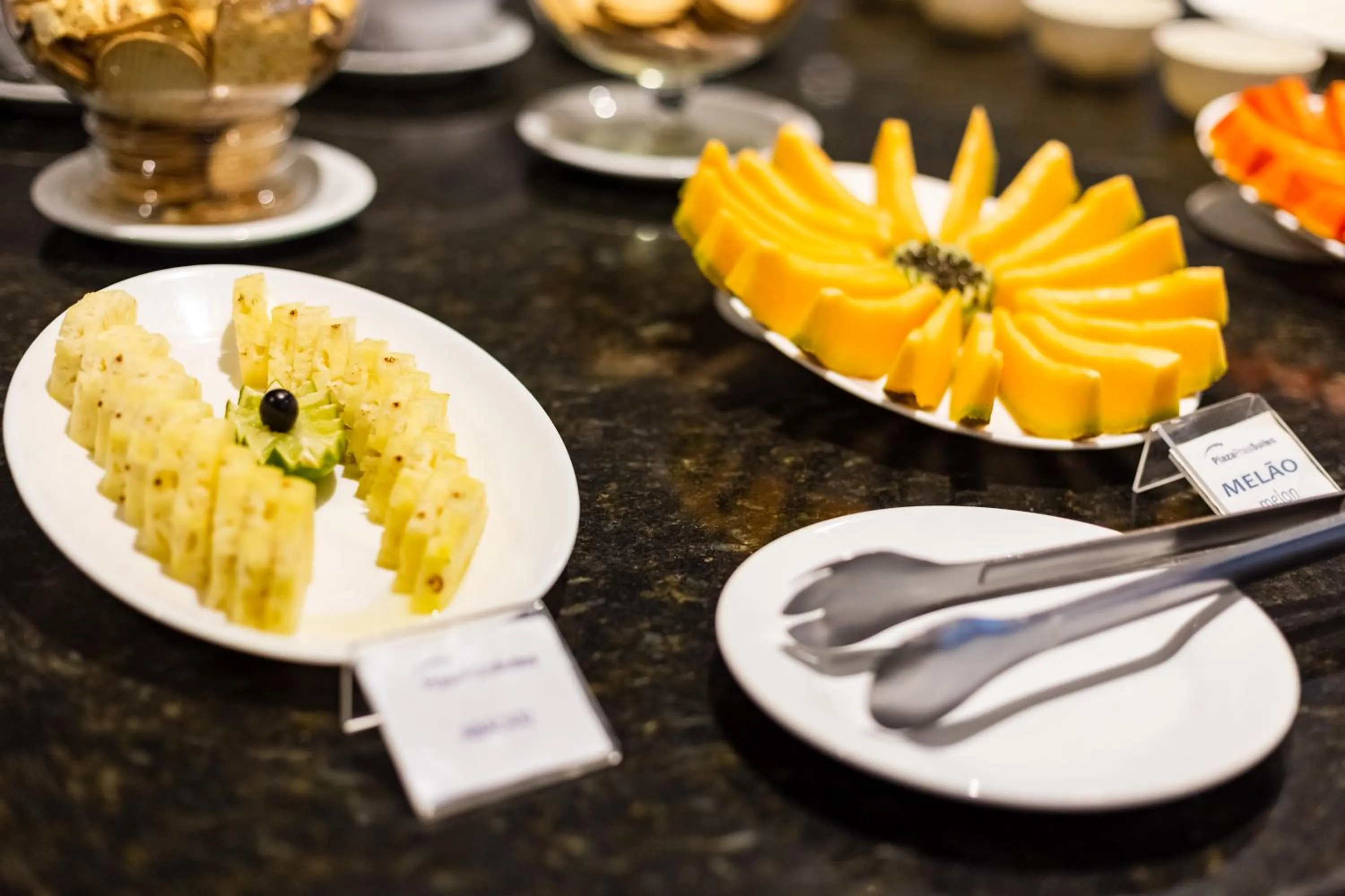 Food and drinks in Plaza Praia Suítes