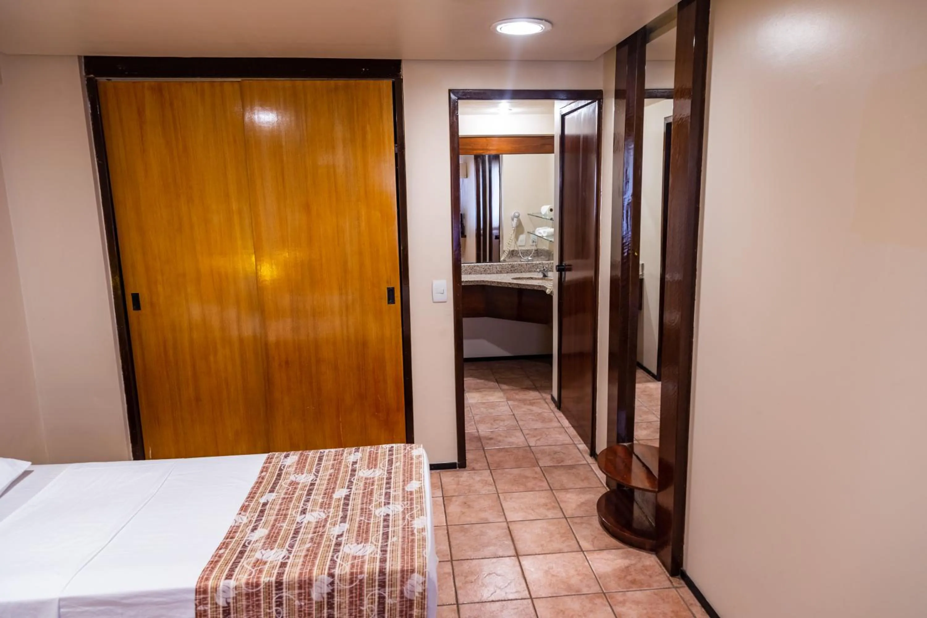 Bed in Plaza Praia Suítes