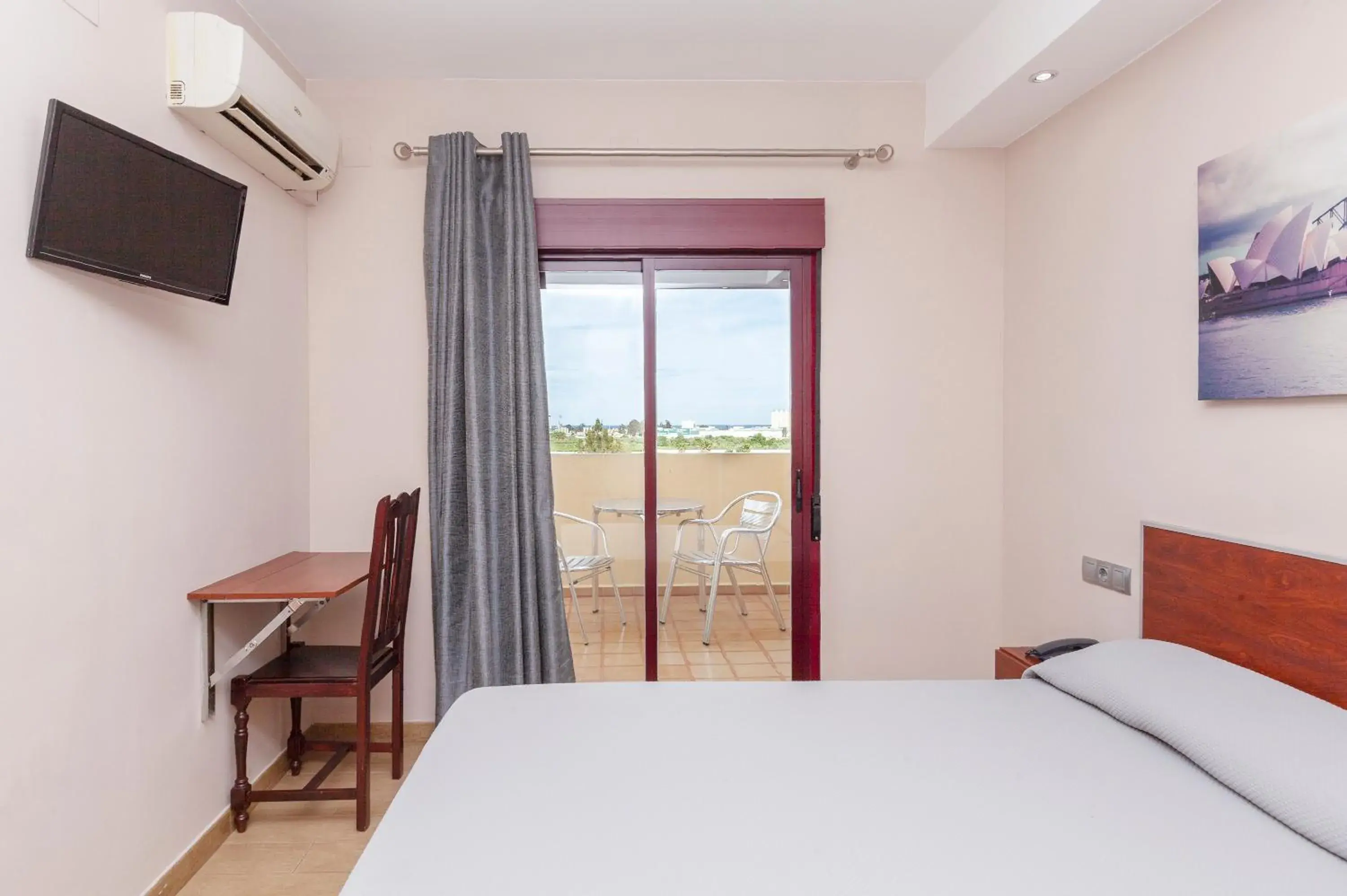 Double Room with Terrace in Hotel Olympia Ronda I Double Room with Terrace in Hotel Olympia Ronda I