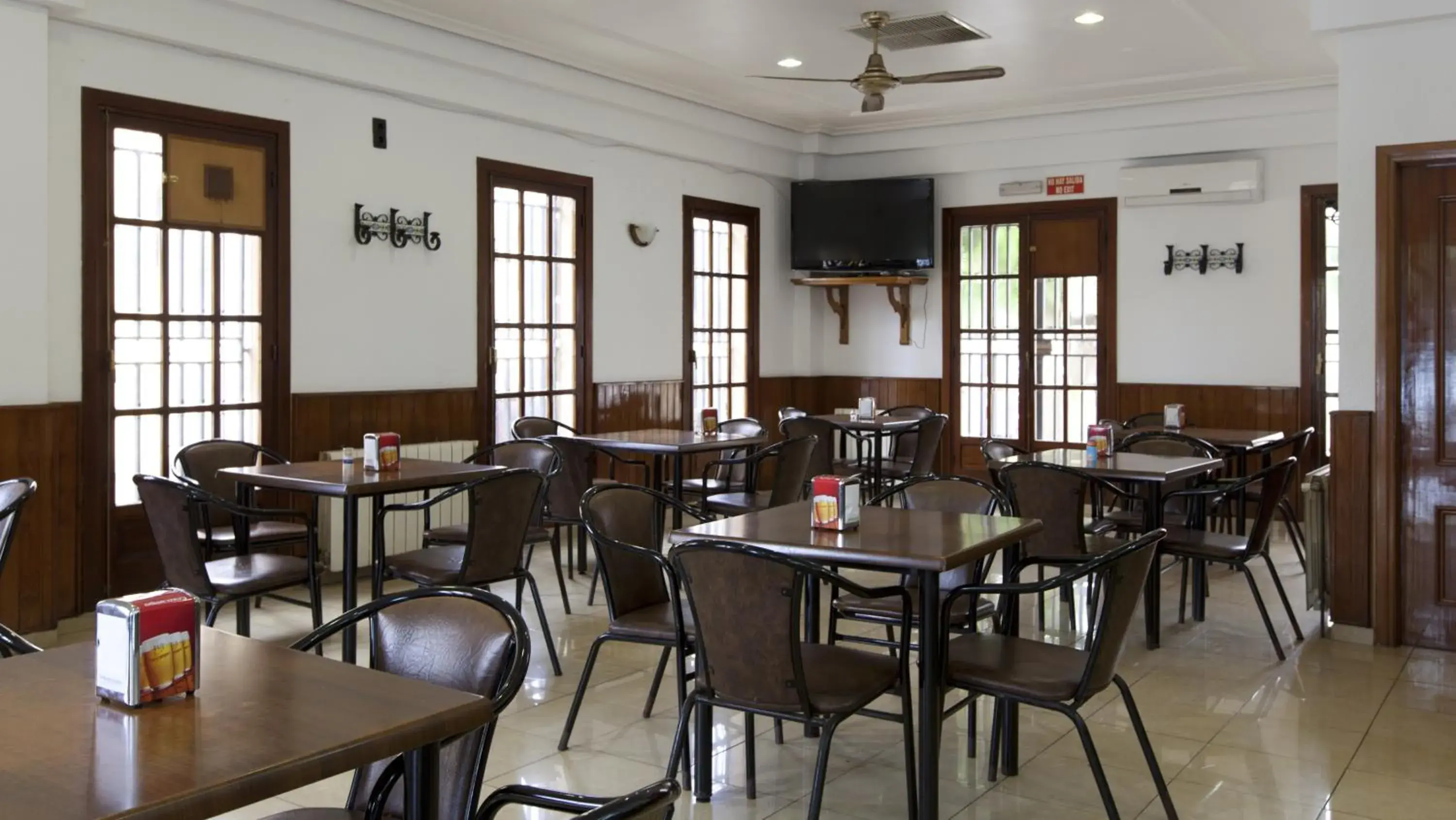 Lounge or bar in Hotel Olympia Ronda I Lounge or bar in Hotel Olympia Ronda I