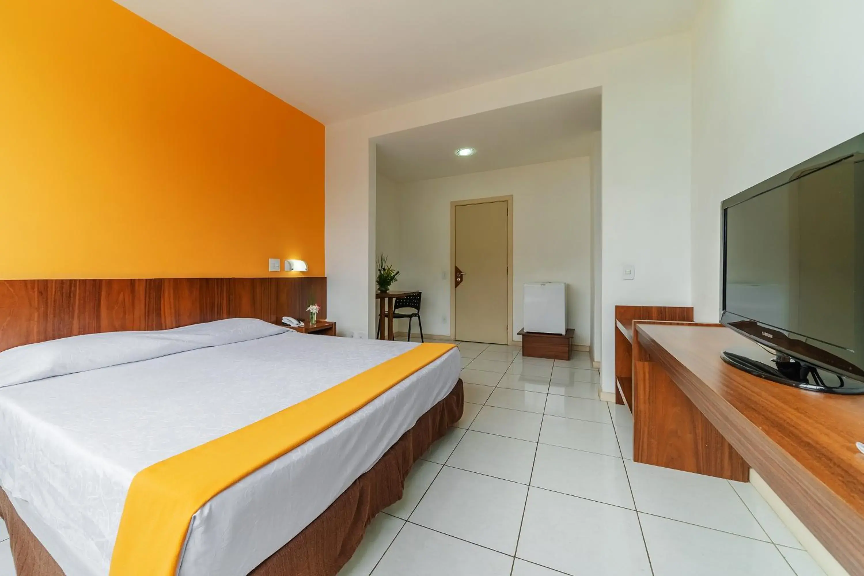 Bed in Alice Vitoria Hotel Arte by Nobile Bed in Alice Vitoria Hotel Arte by Nobile