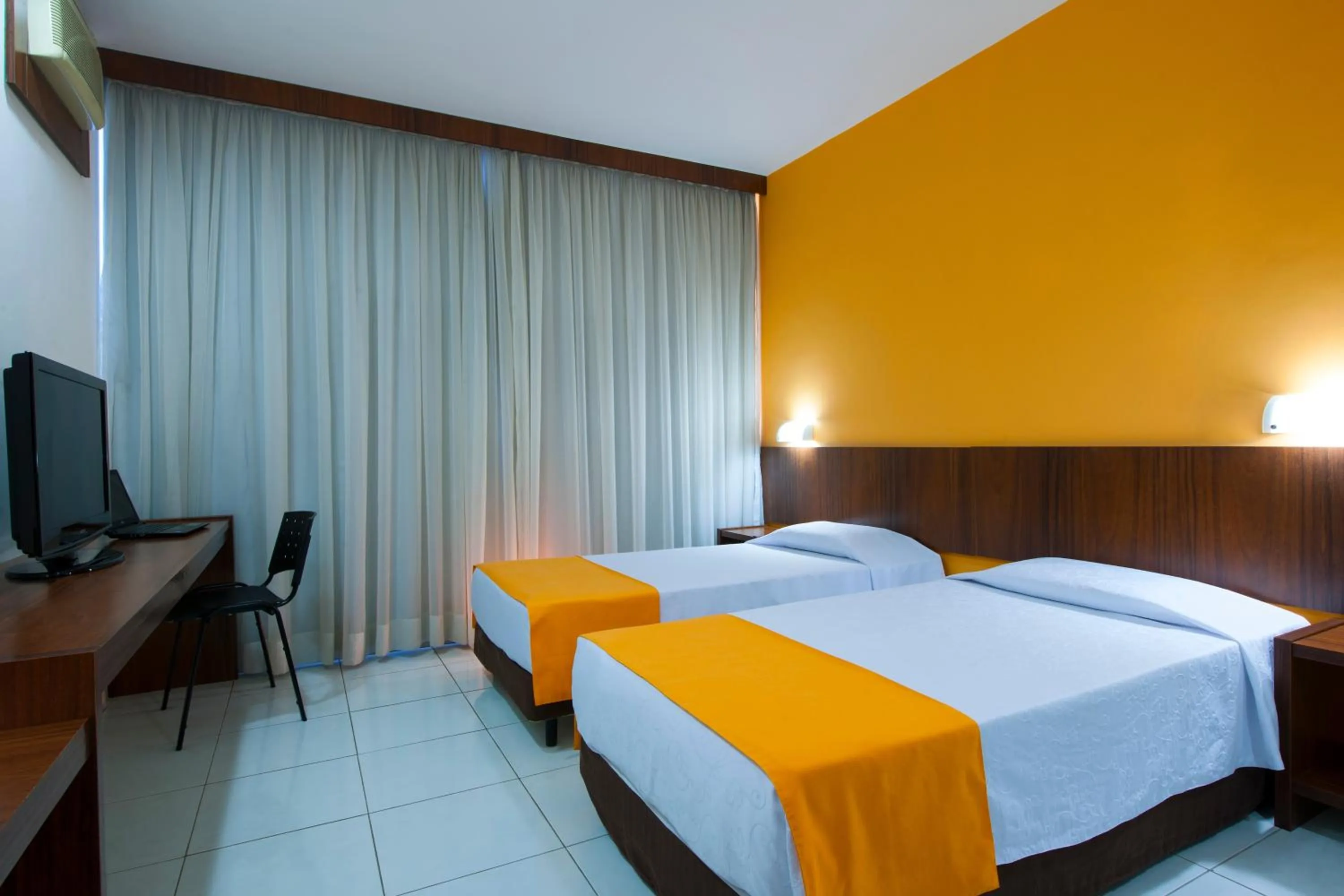 Bed in Alice Vitoria Hotel Arte by Nobile