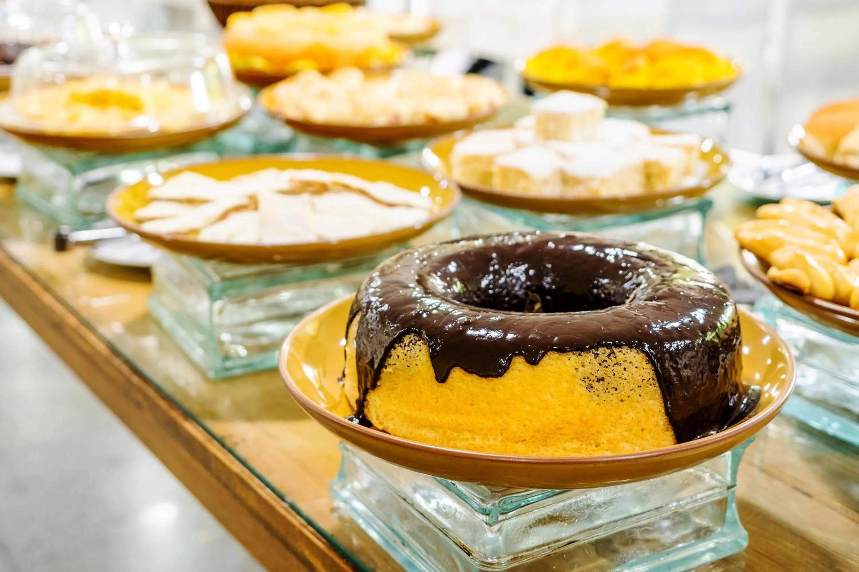 Breakfast in Alice Vitoria Hotel Arte by Nobile