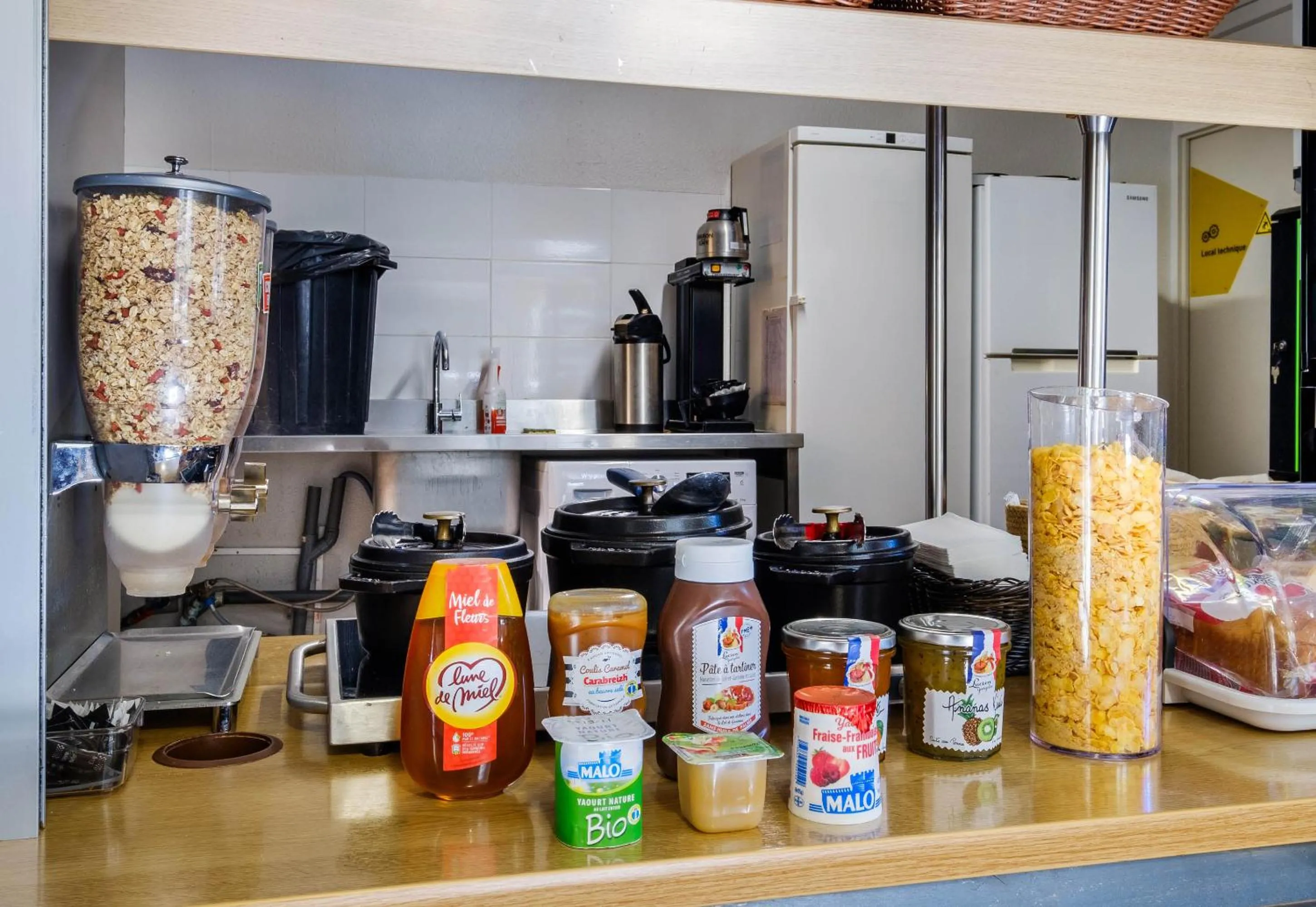 Breakfast in B&B HOTEL Villeneuve Loubet Plage