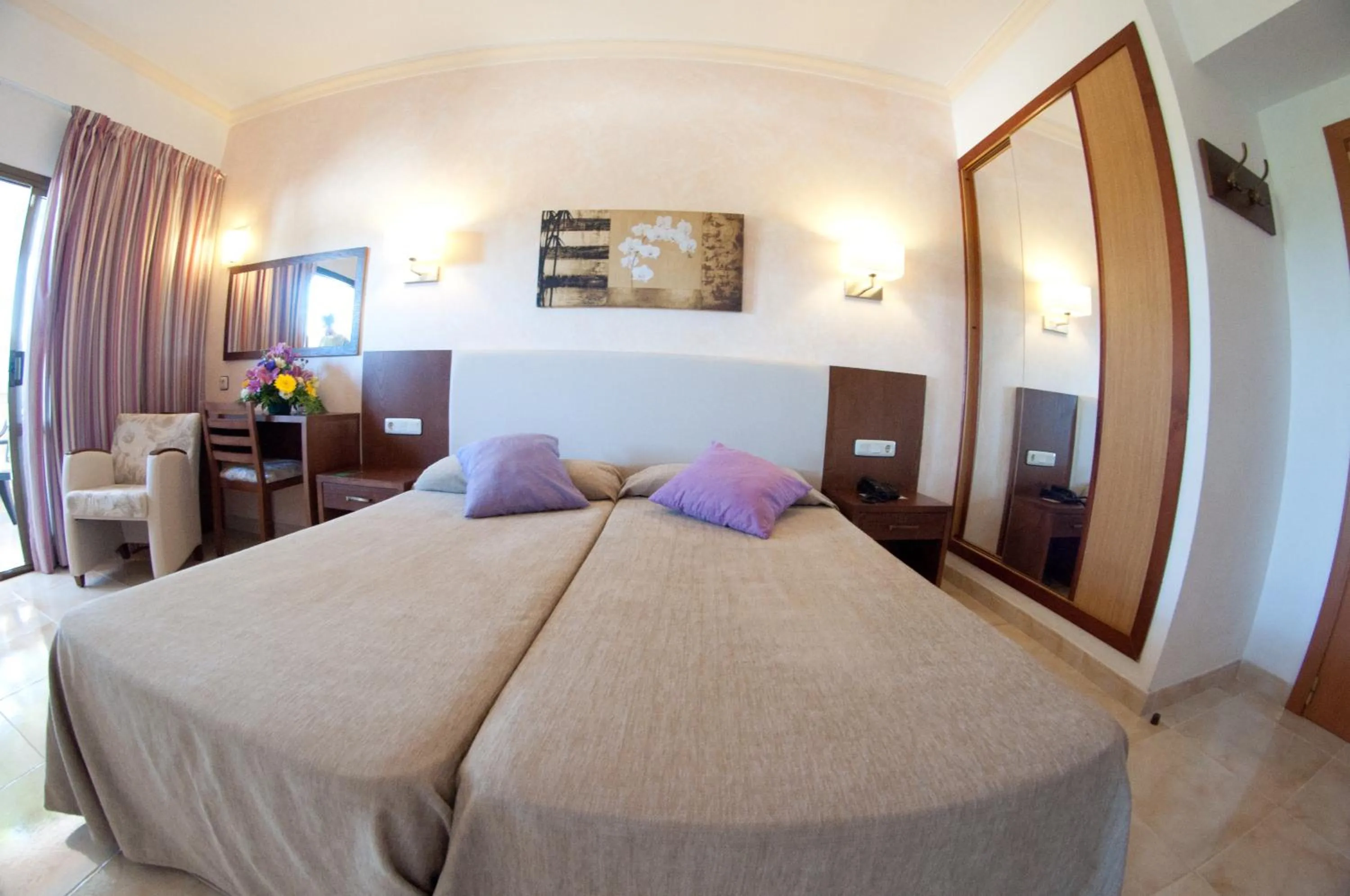 Bed in Hotel Cala Gat