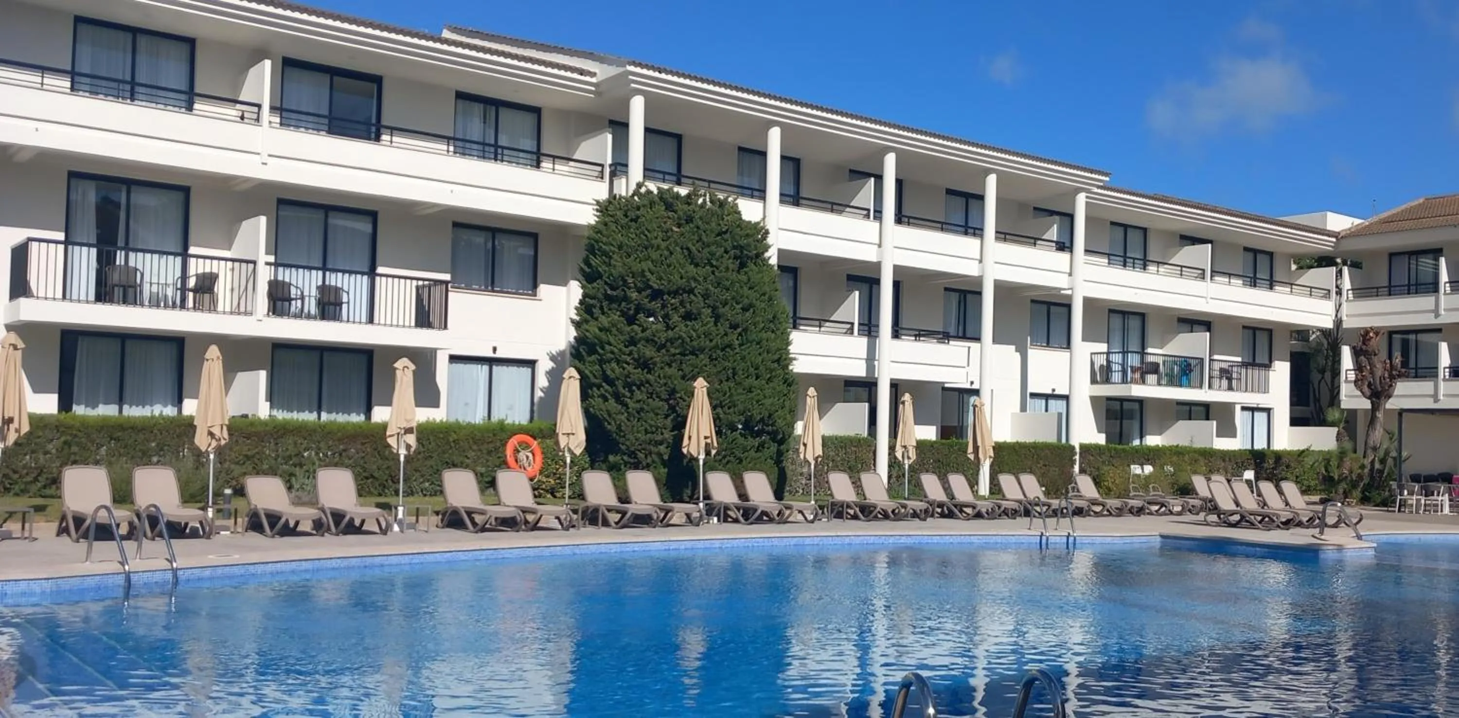 Swimming pool in Hotel Bahia Pollensa