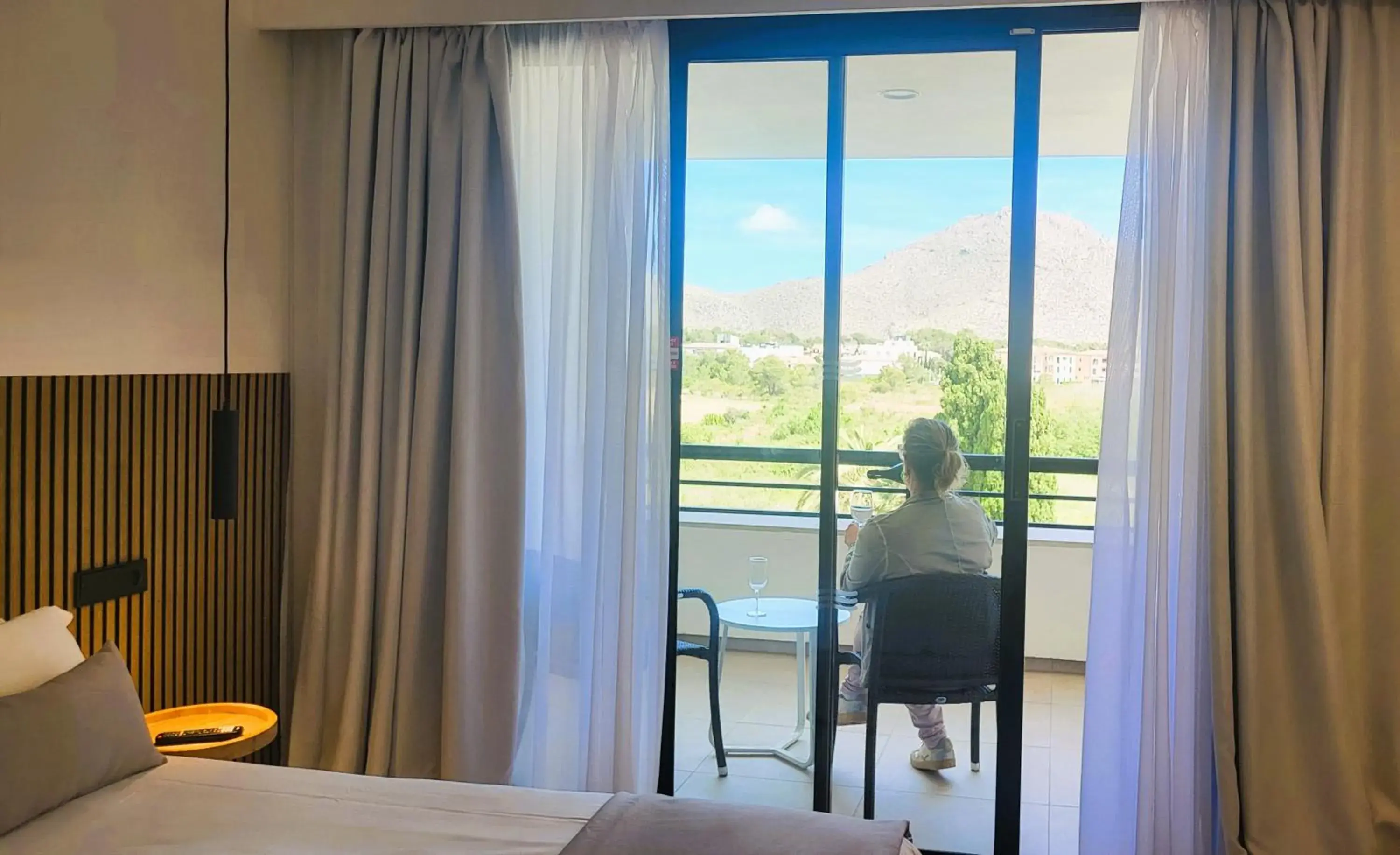 Balcony/Terrace, Bed in Hotel Bahia Pollensa Balcony/Terrace, Bed in Hotel Bahia Pollensa