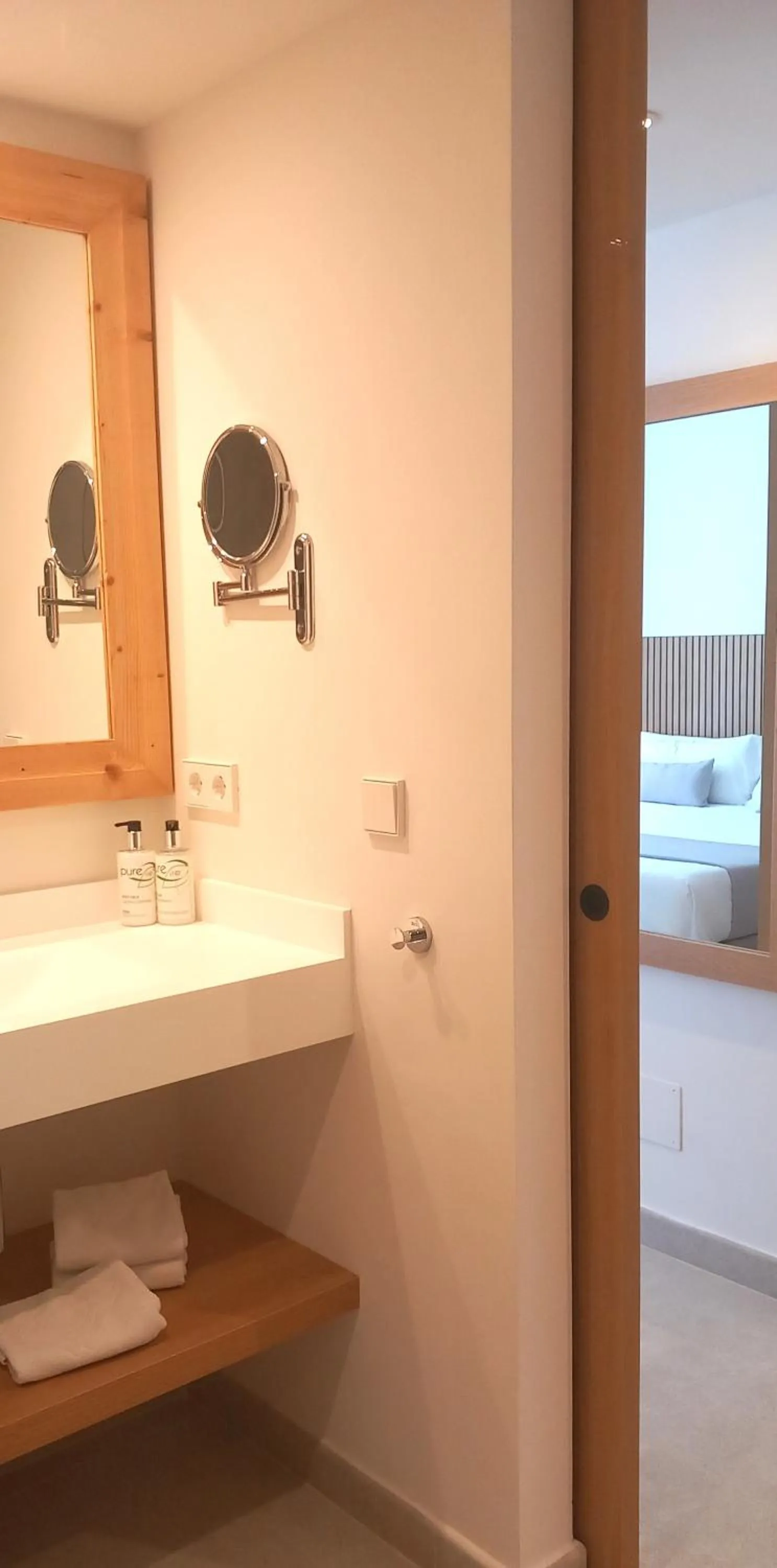 Bathroom in Hotel Bahia Pollensa