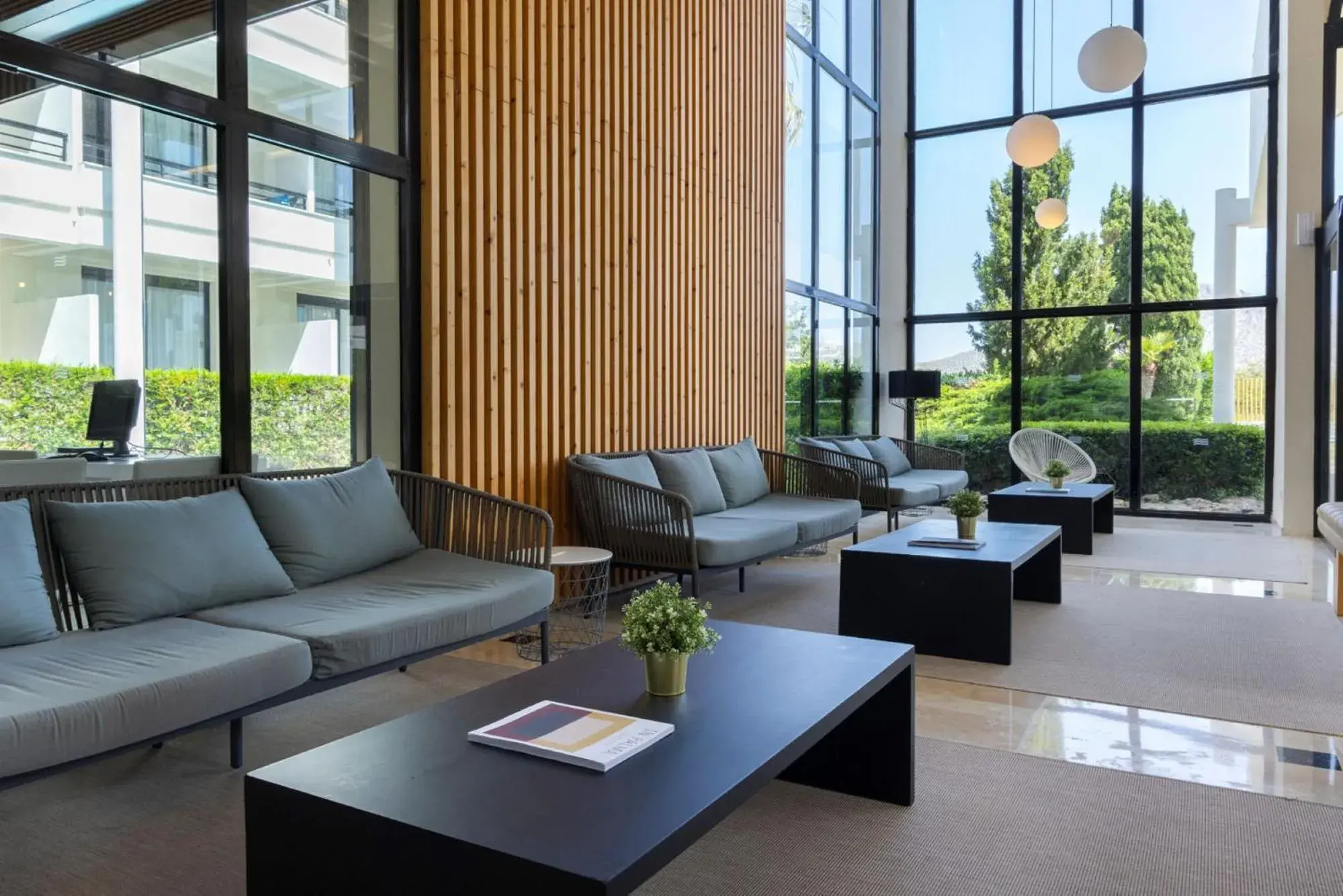 Lobby or reception in Hotel Bahia Pollensa Lobby or reception in Hotel Bahia Pollensa