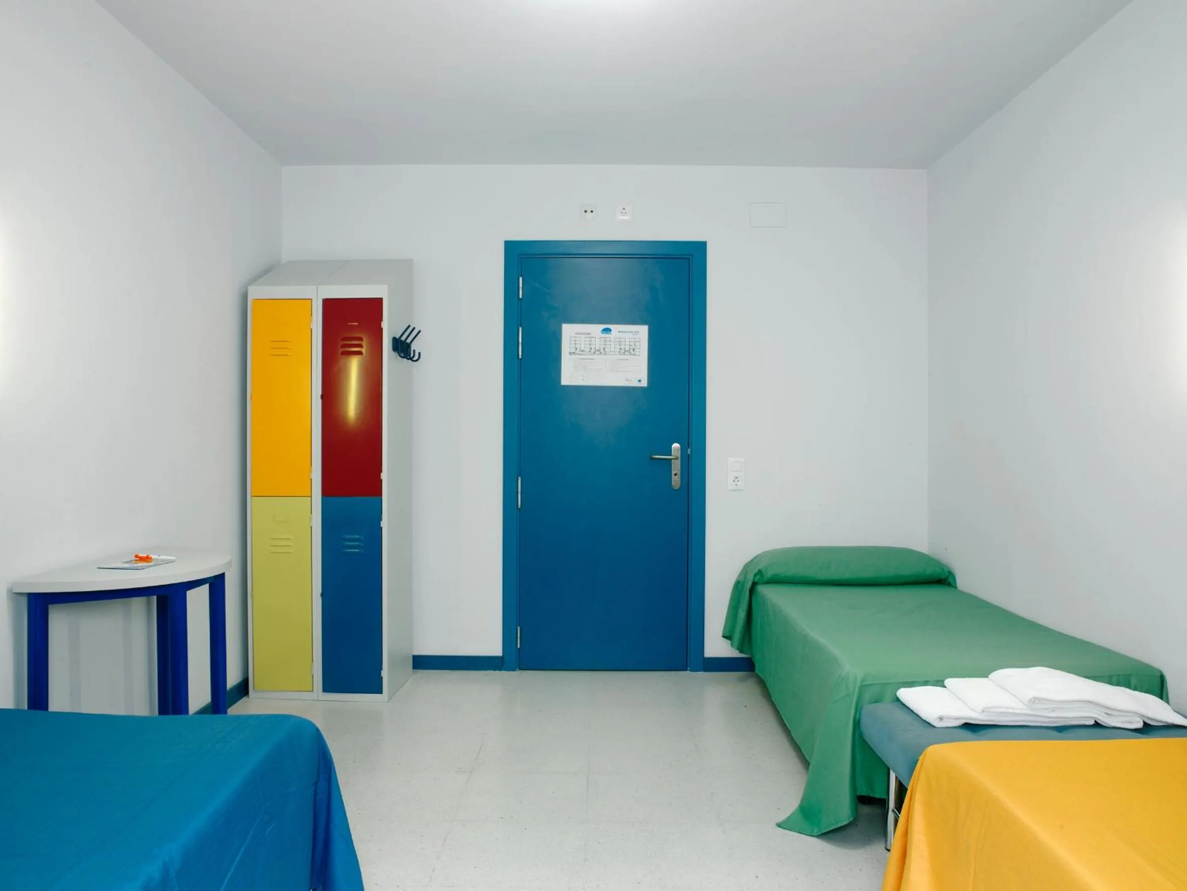 Photo of the whole room, Bed in Hostal Welcome