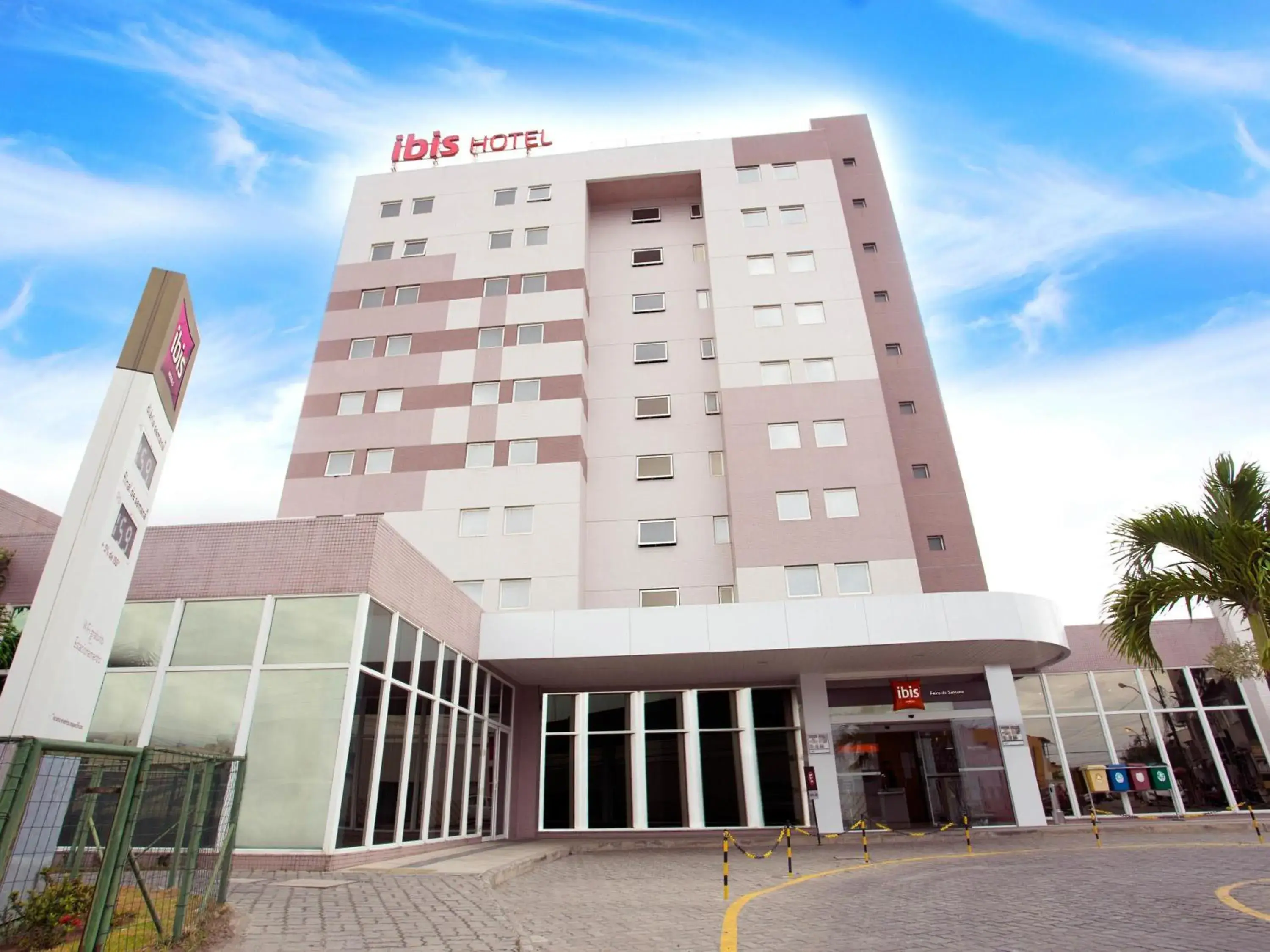 Property building in ibis Feira de Santana Property building in ibis Feira de Santana