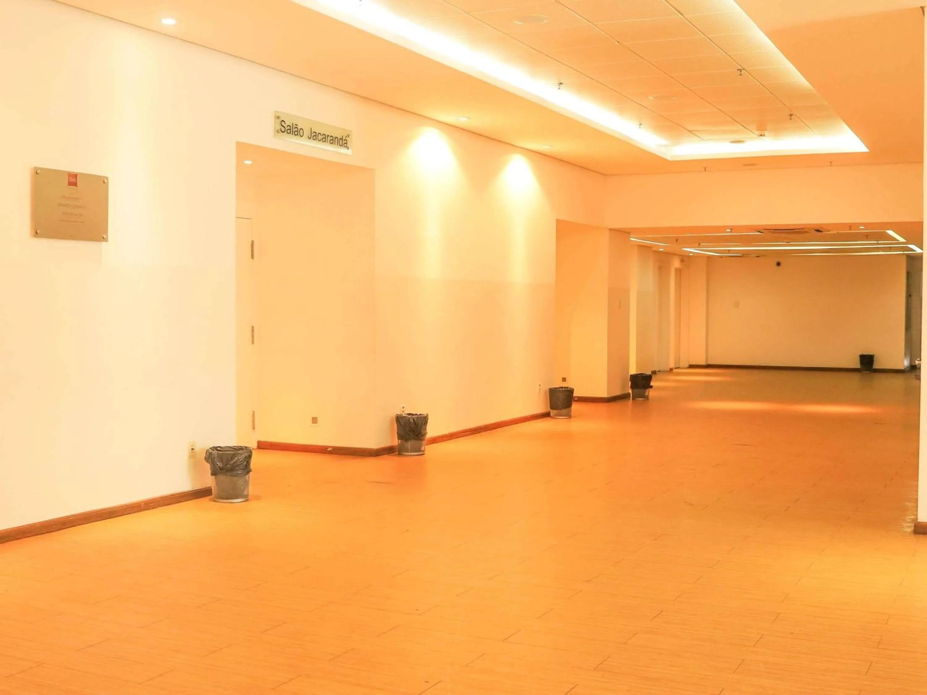 Meeting/conference room in ibis Feira de Santana