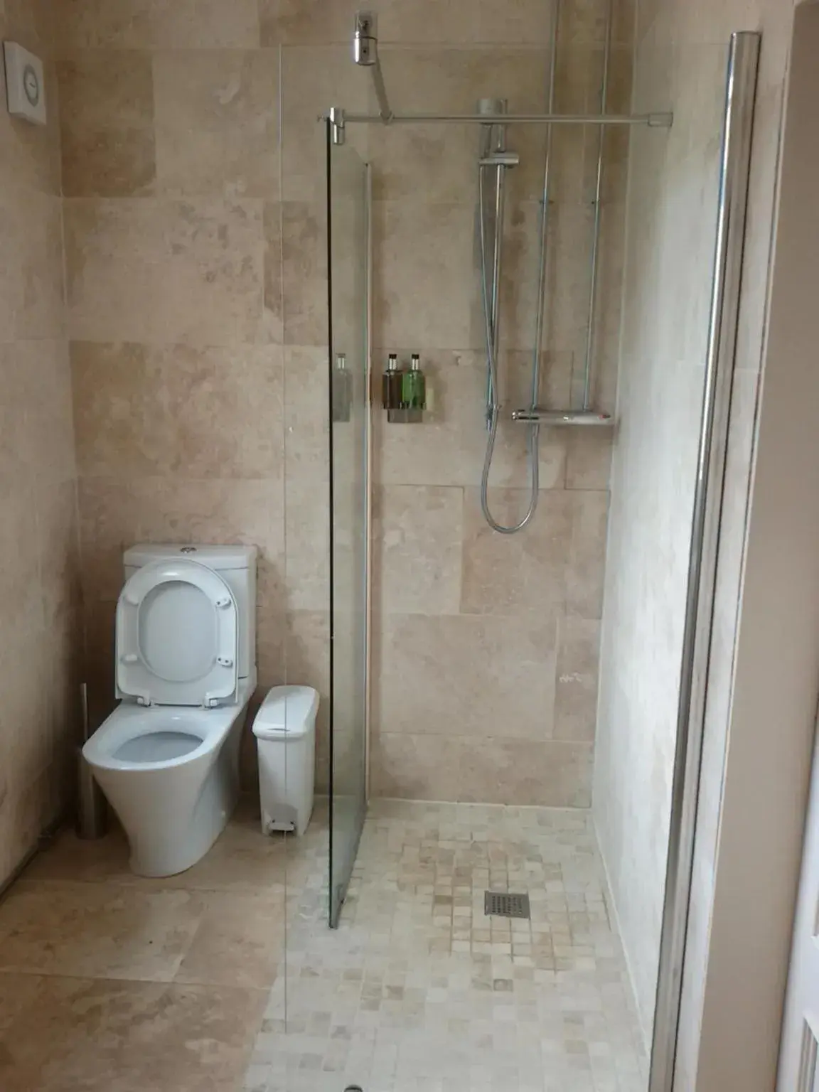 Property building in Bonkle House Property building in Bonkle House