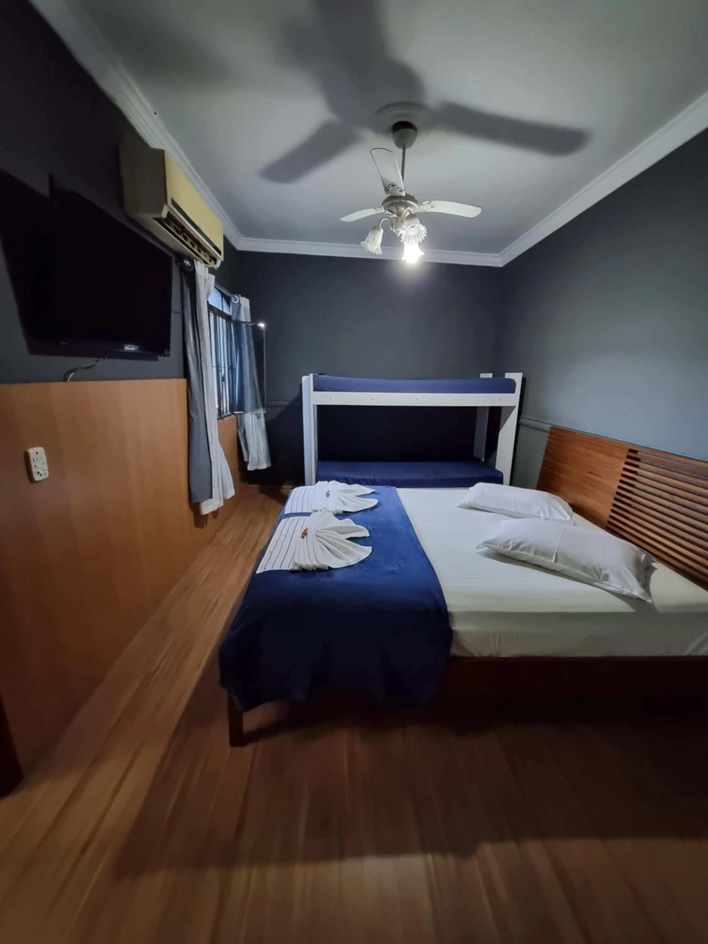 Photo of the whole room, Bed in Pousada Casa Familia