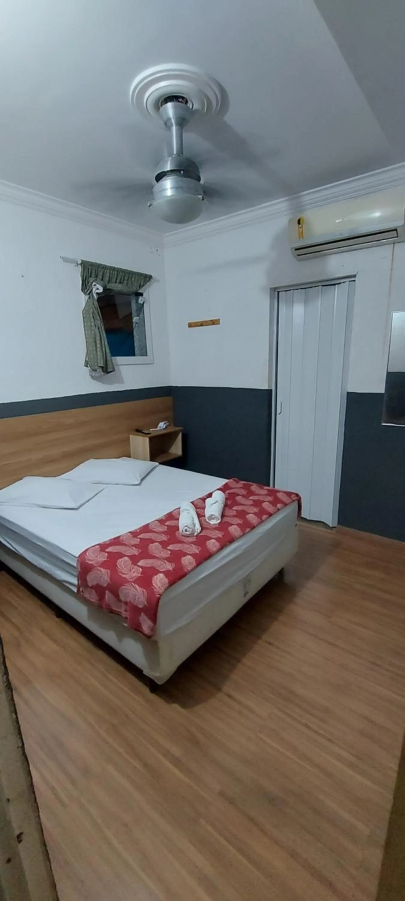 Photo of the whole room, Bed in Pousada Casa Familia