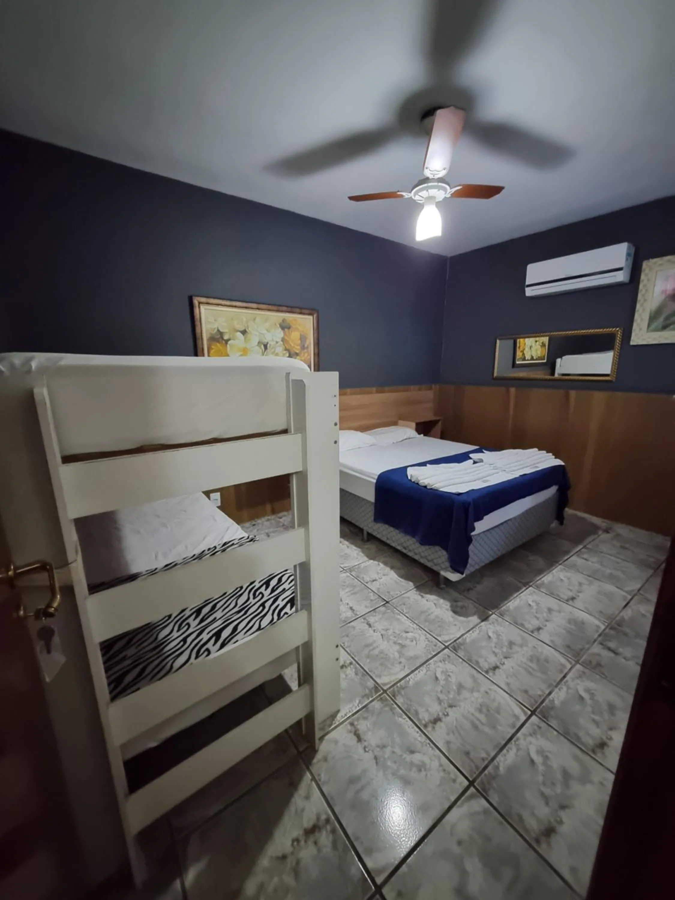 Photo of the whole room, Bed in Pousada Casa Familia