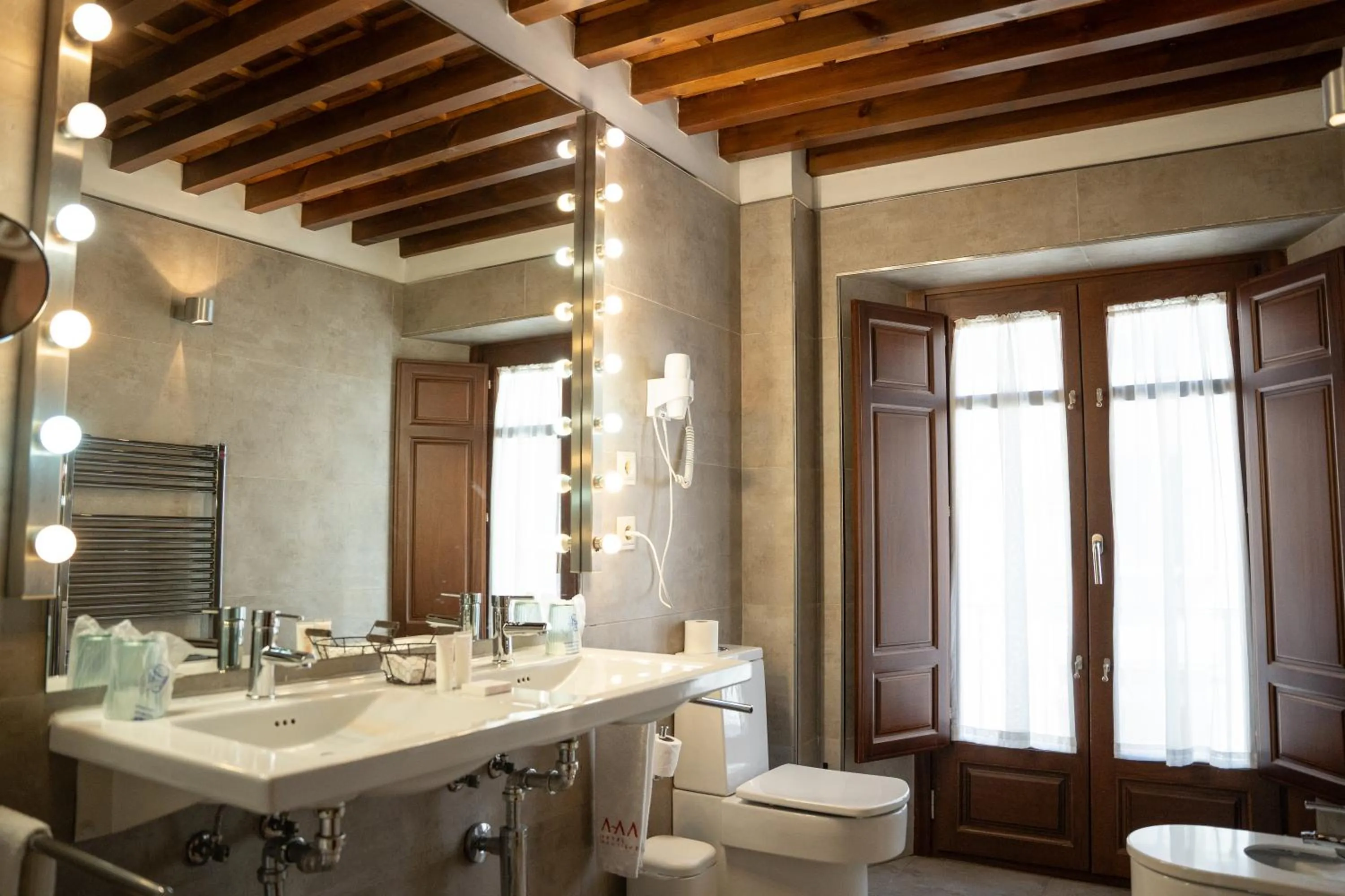 Gar Anat Hotel Boutique