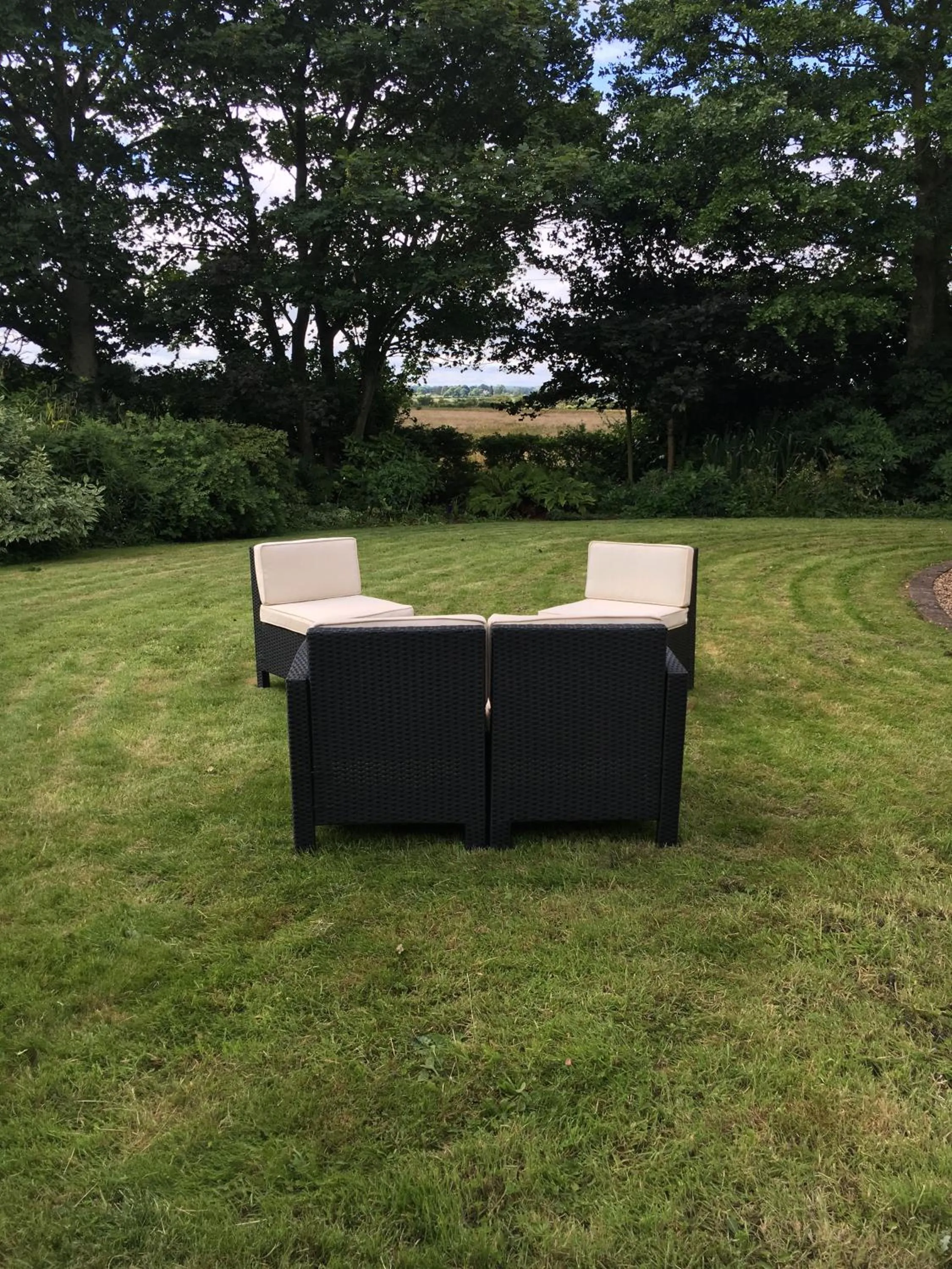 Garden in Hemples Lodge