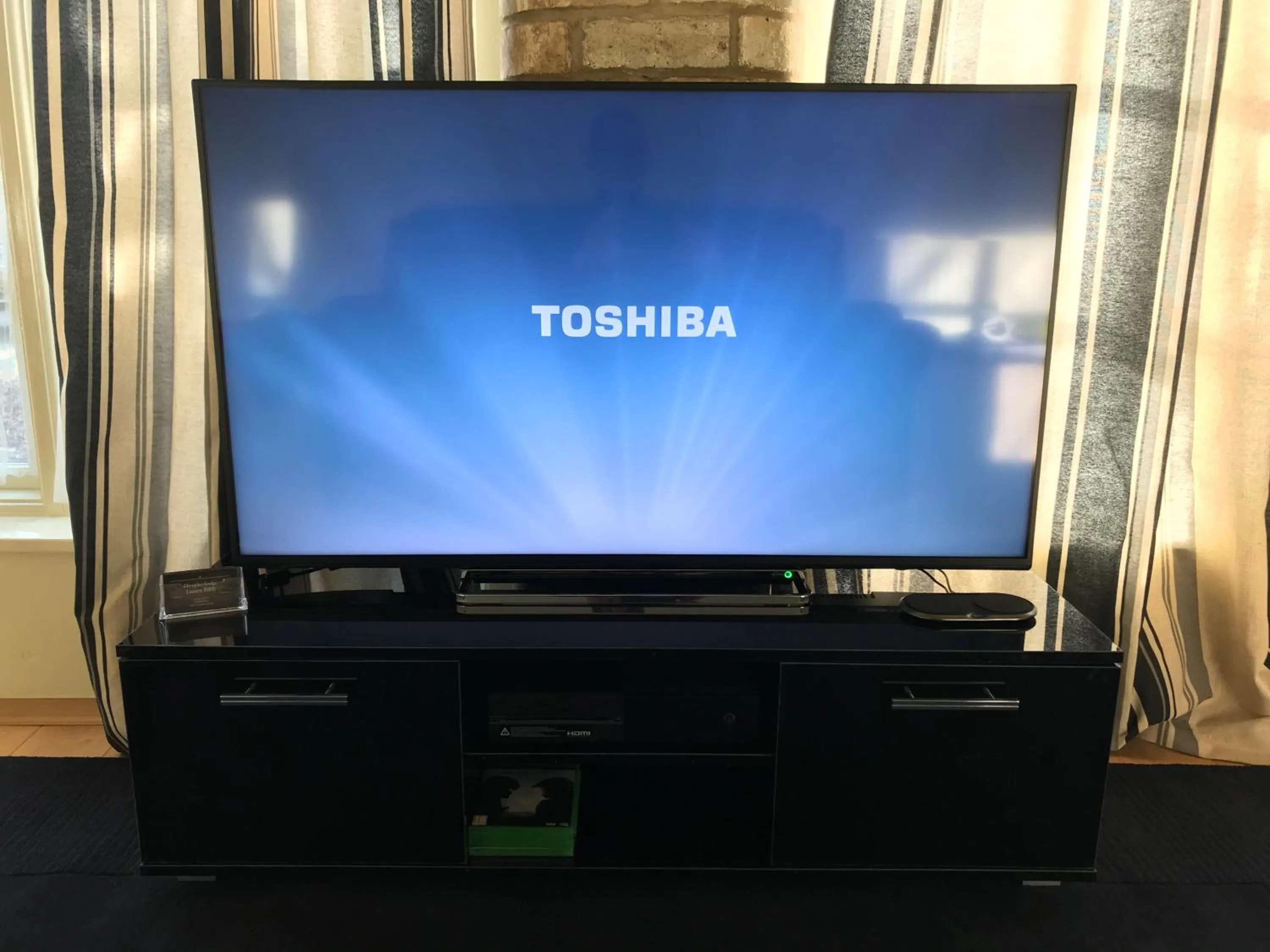 Decorative detail in Hemples Lodge