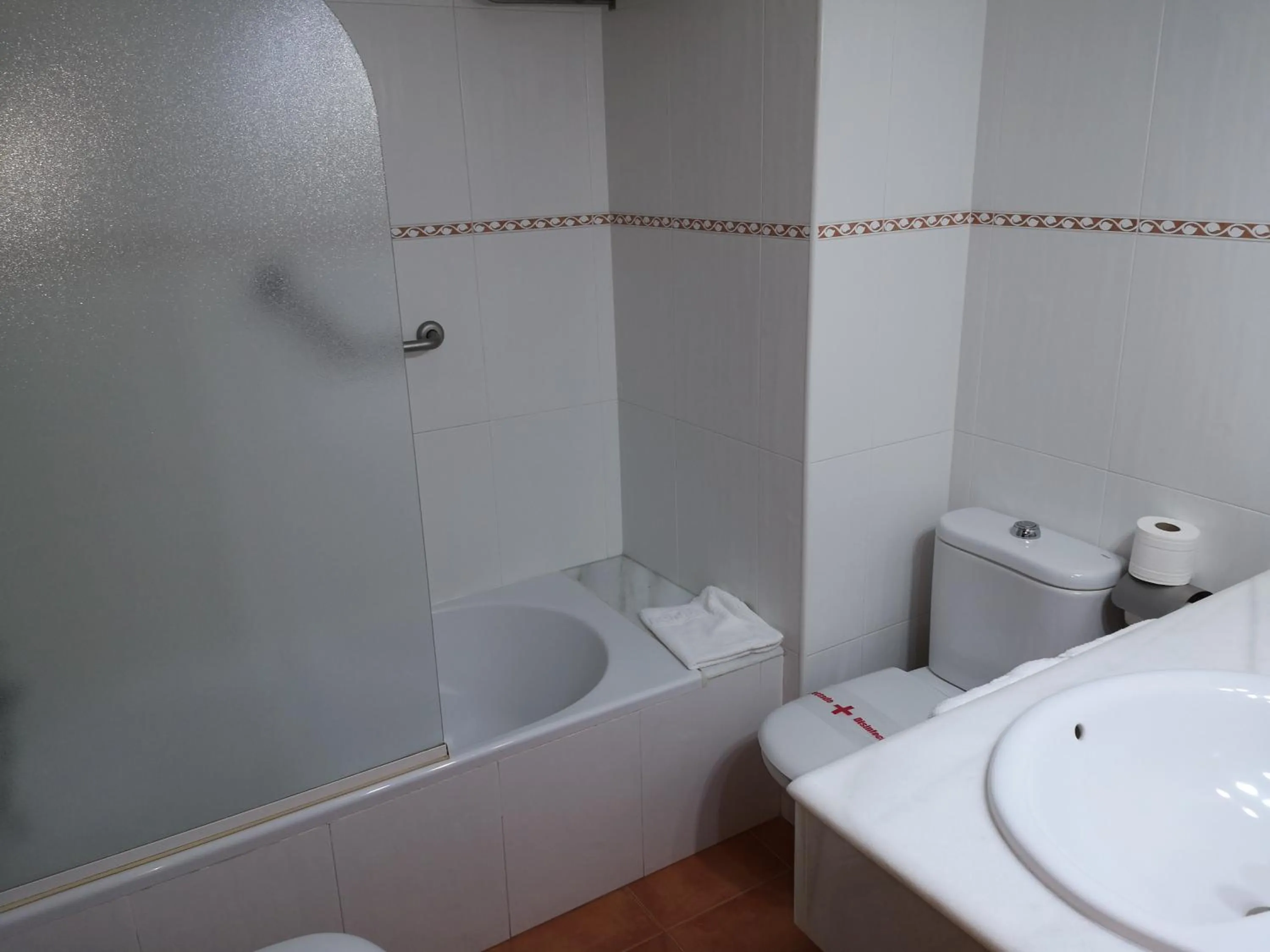 Shower in Hotel Santa Ana