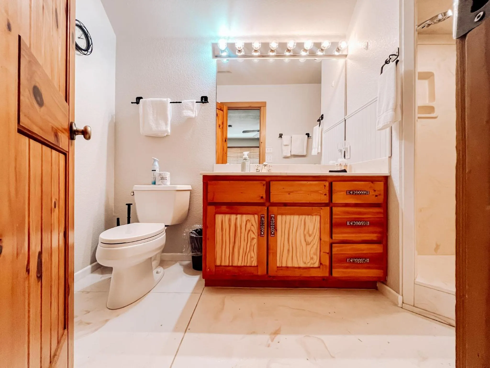 Shower in Gruene Cottages