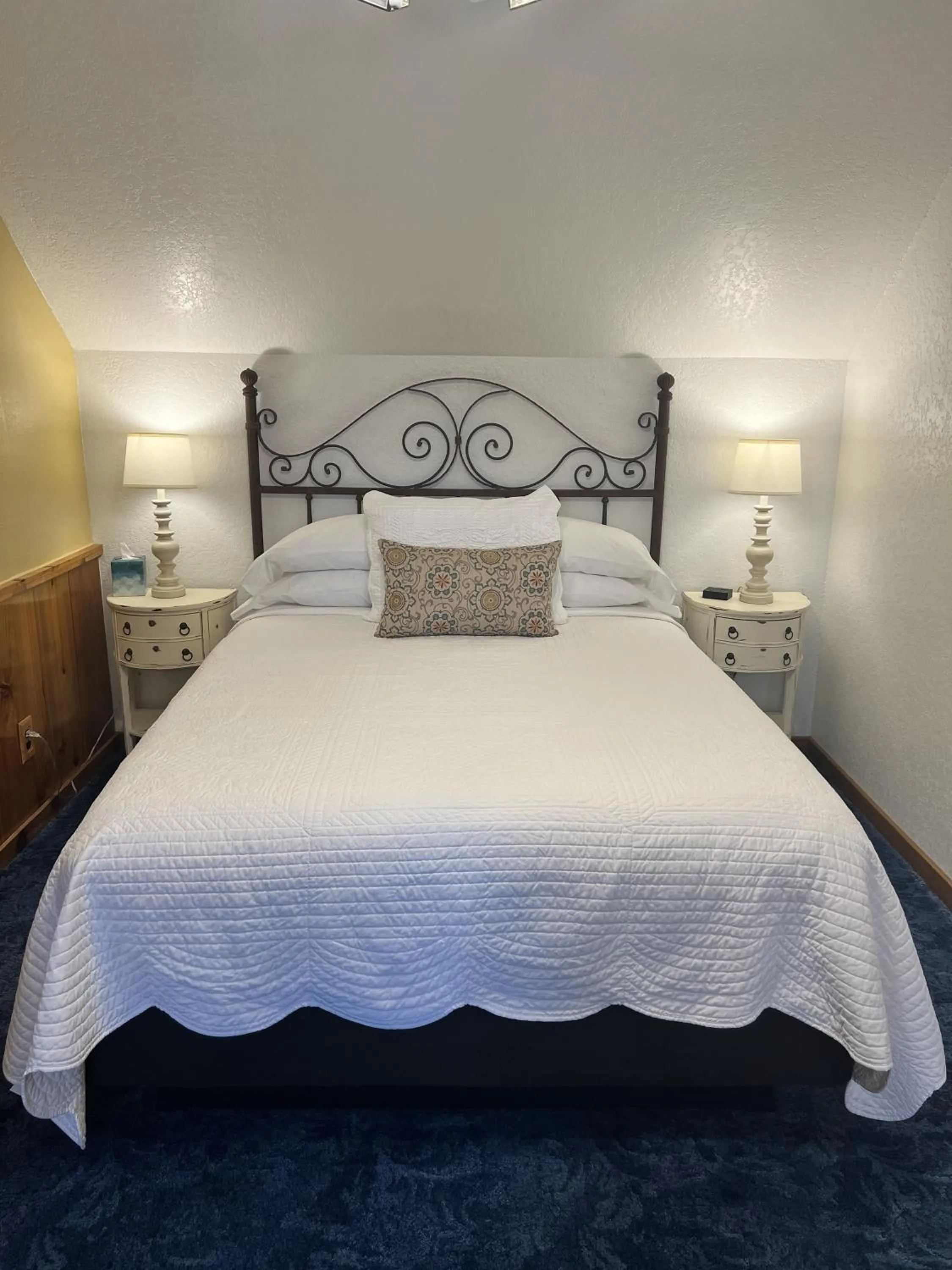 Bed in Gruene Cottages