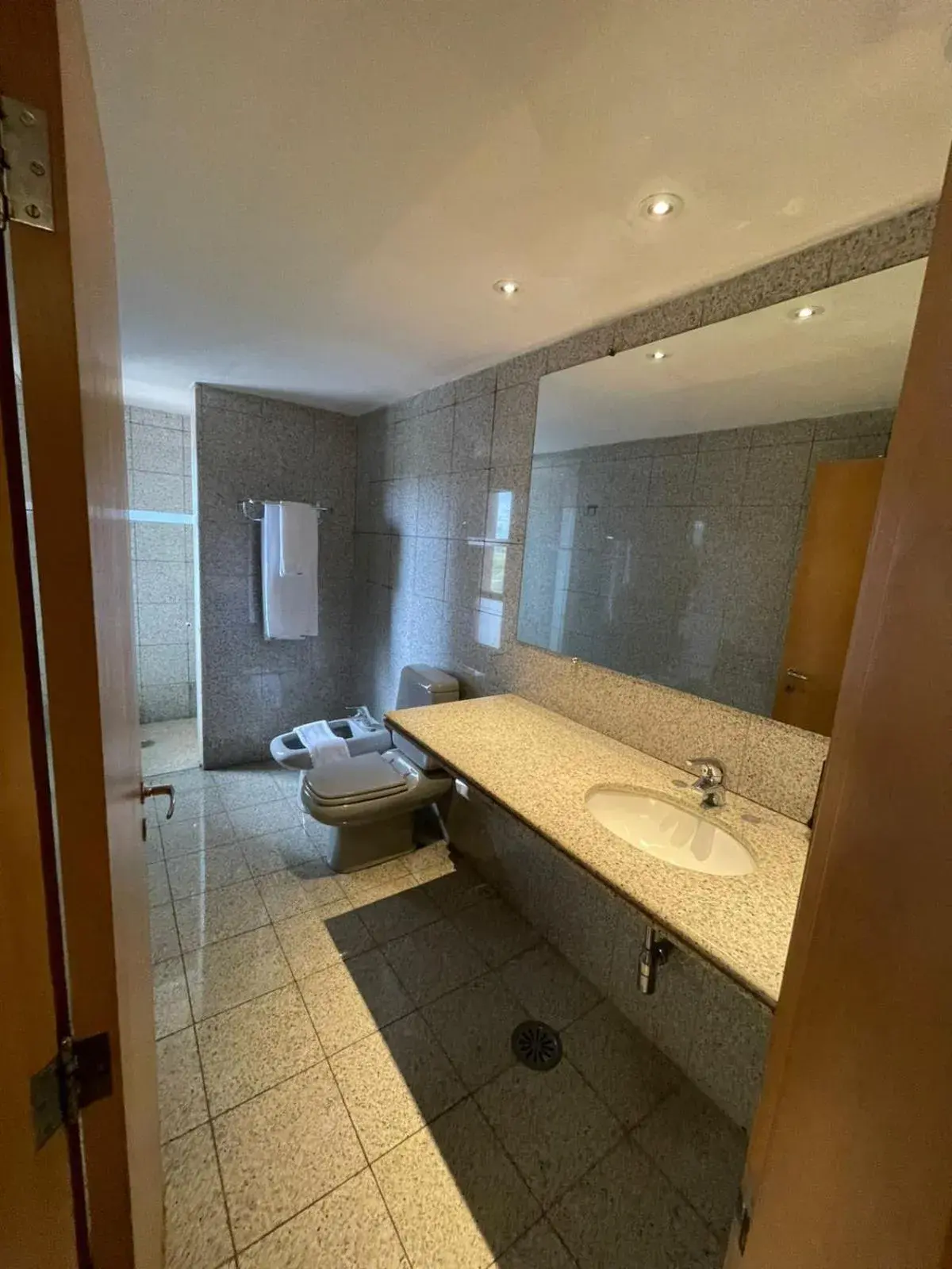 Luxury Twin Room in Grand Bittar Hotel Luxury Twin Room in Grand Bittar Hotel