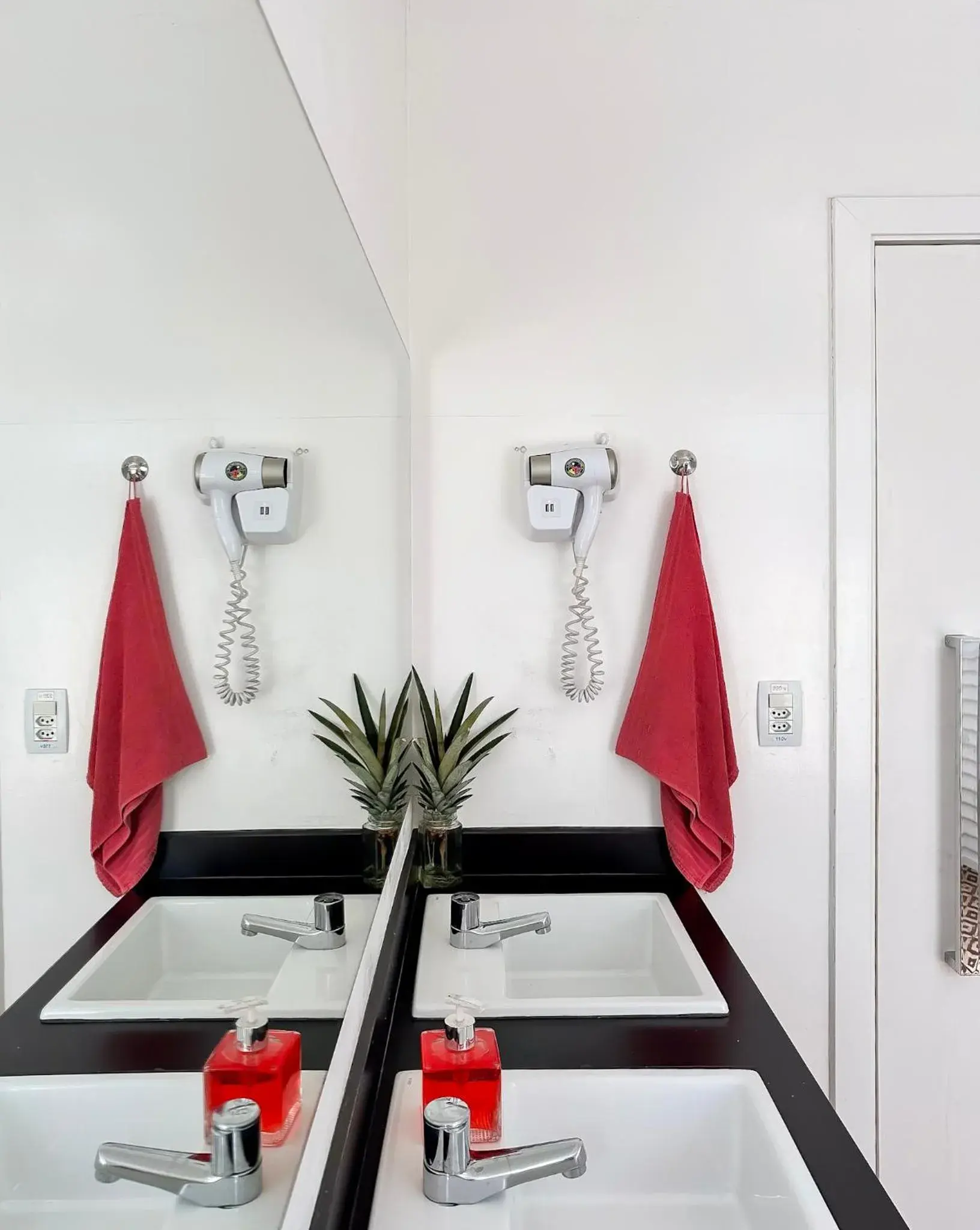 Bathroom in Aquarela do Leme Bathroom in Aquarela do Leme