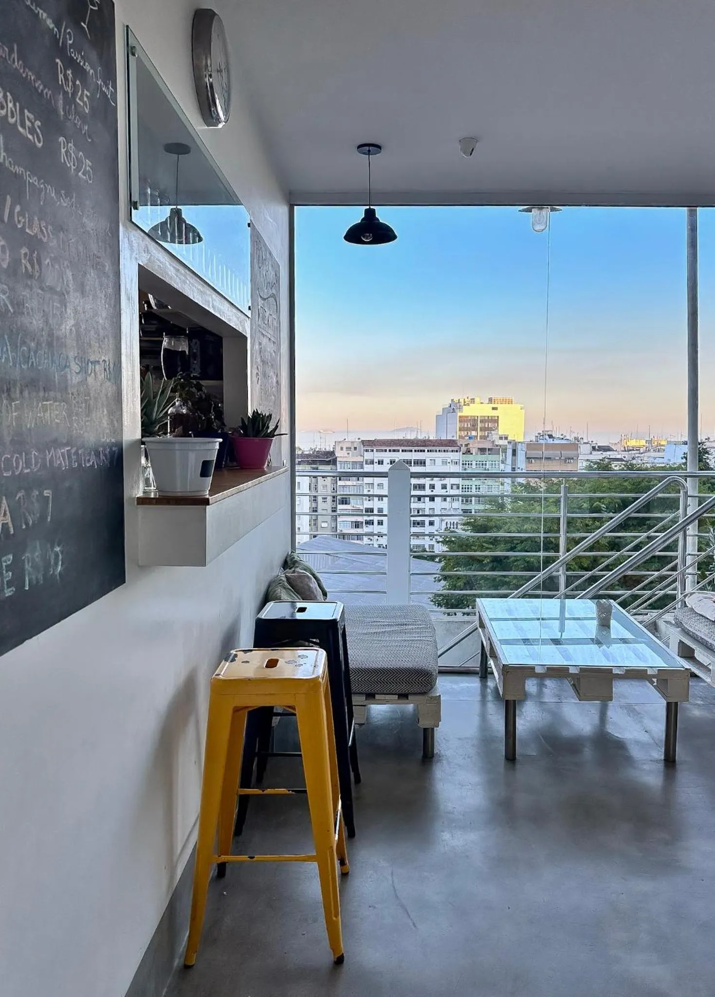 Balcony/Terrace in Aquarela do Leme