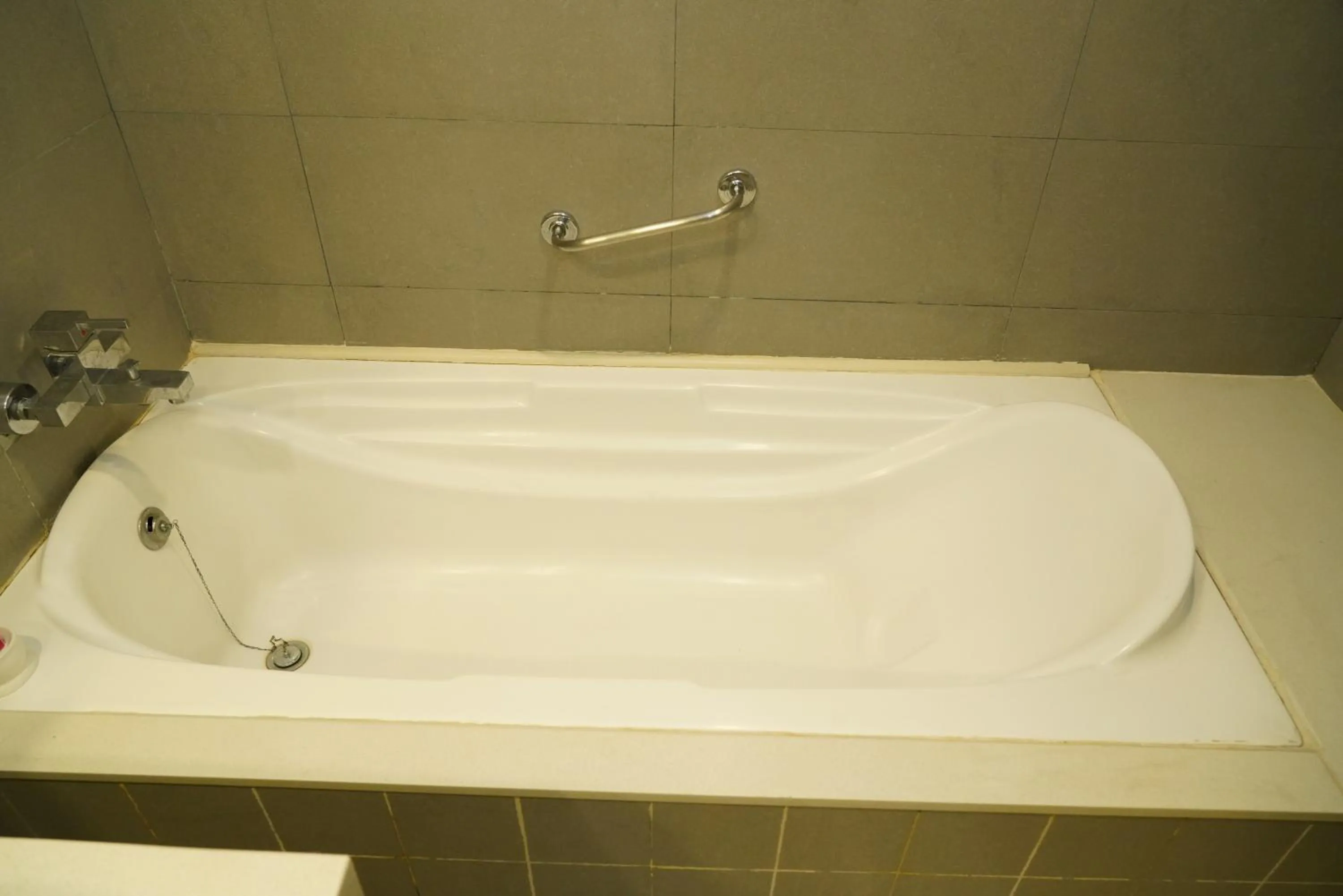 Bath in Royal Park Kakinada