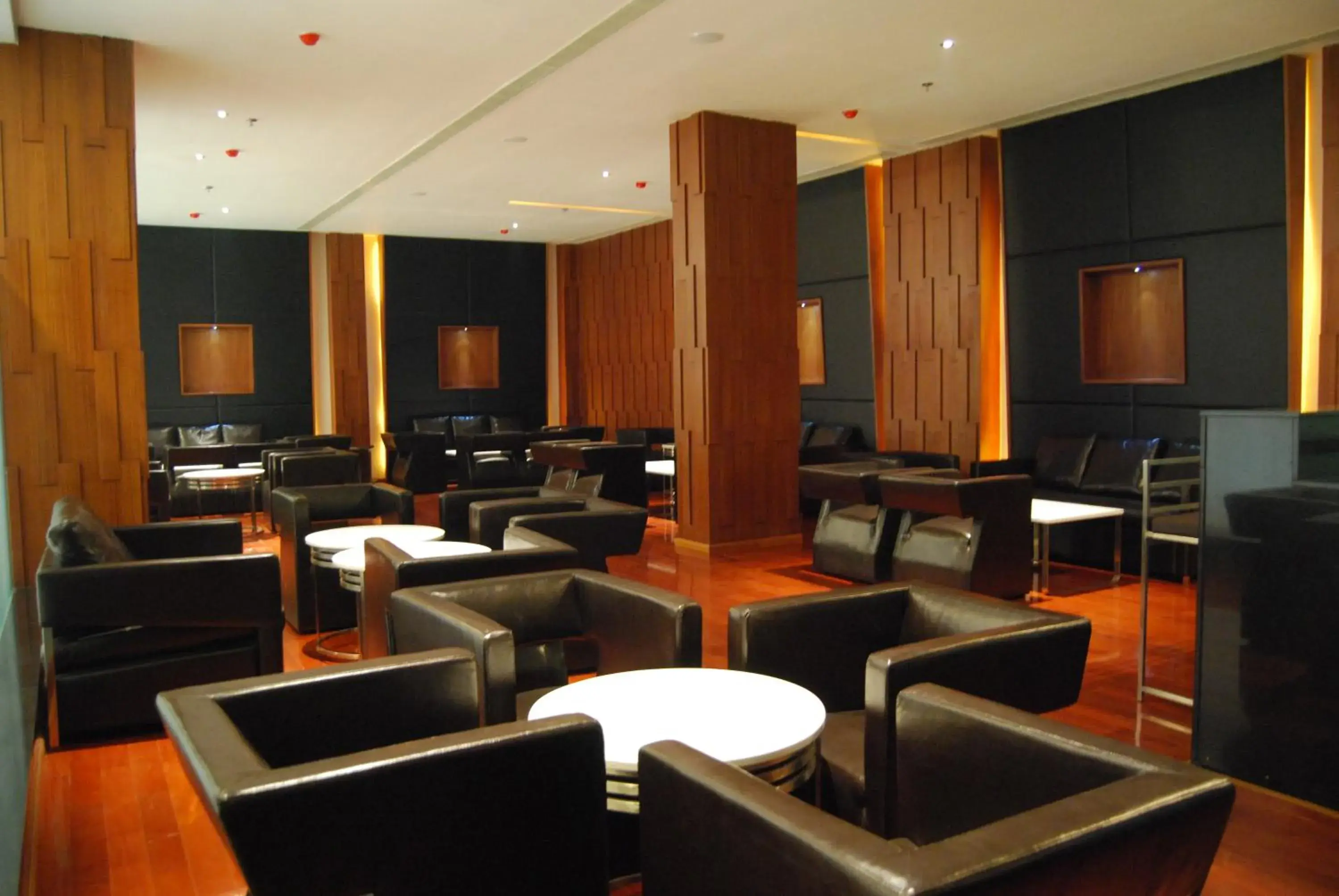 Restaurant/places to eat in Royal Park Kakinada Restaurant/places to eat in Royal Park Kakinada