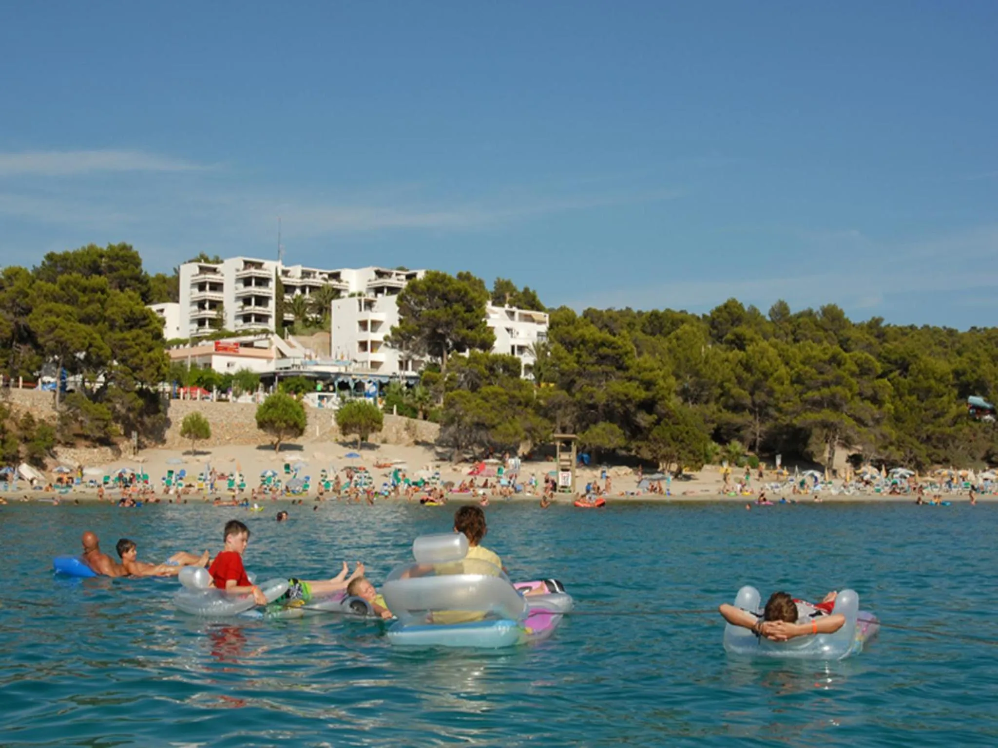 Property building in Apartamentos del Rey