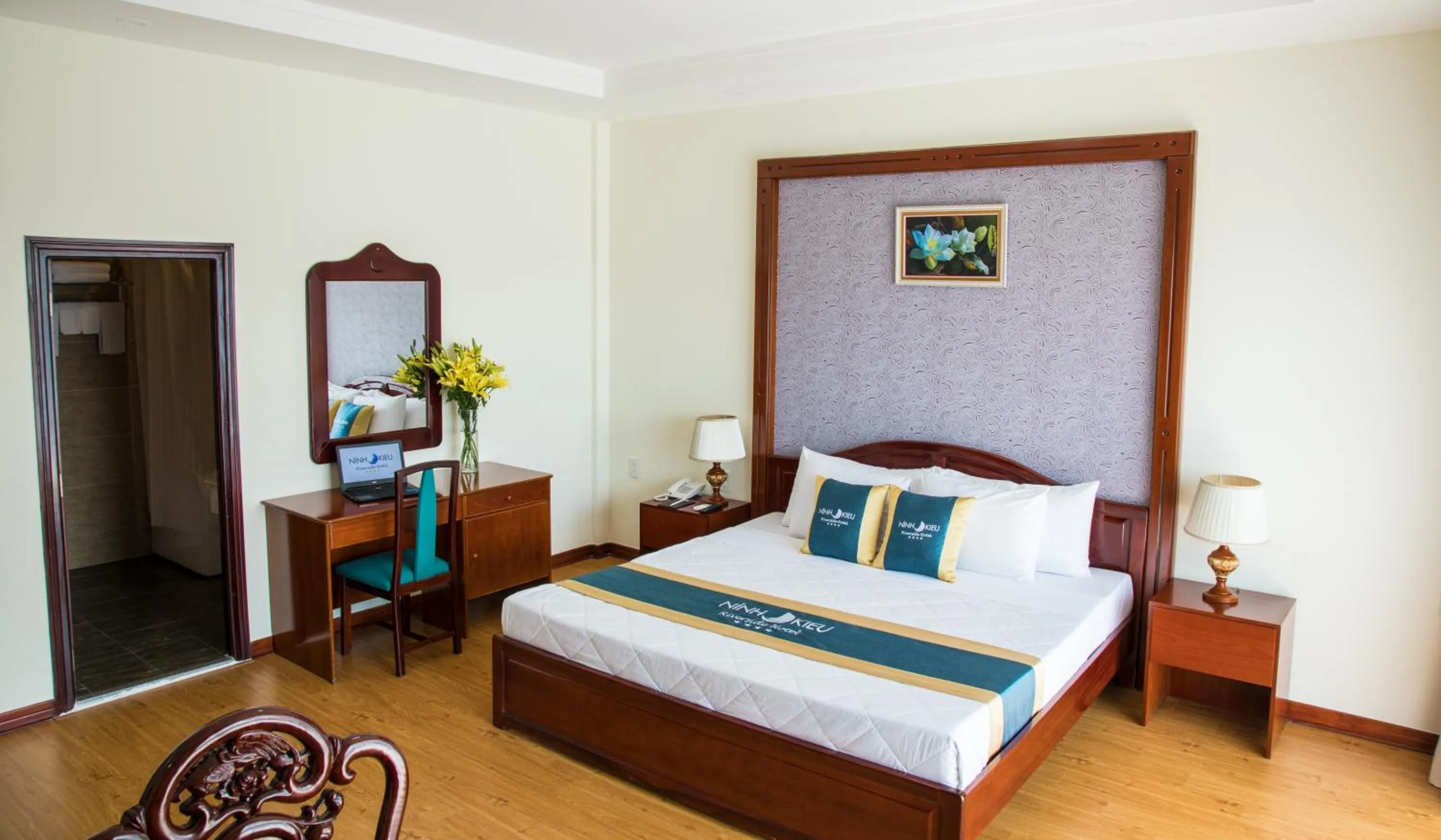Bed in Ninh Kieu Riverside Hotel