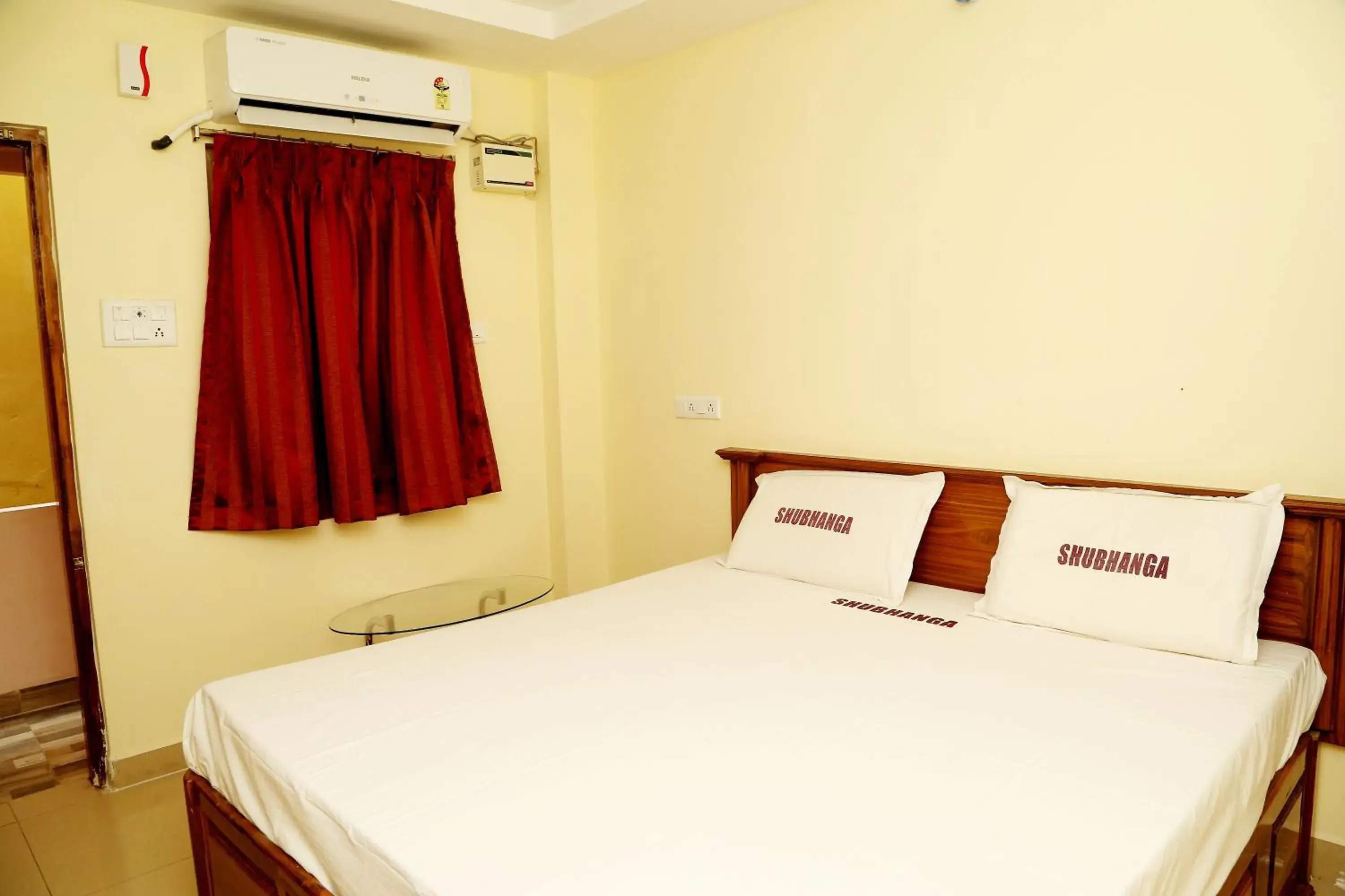 Bedroom, Bed in Shubhanga Residency Bedroom, Bed in Shubhanga Residency