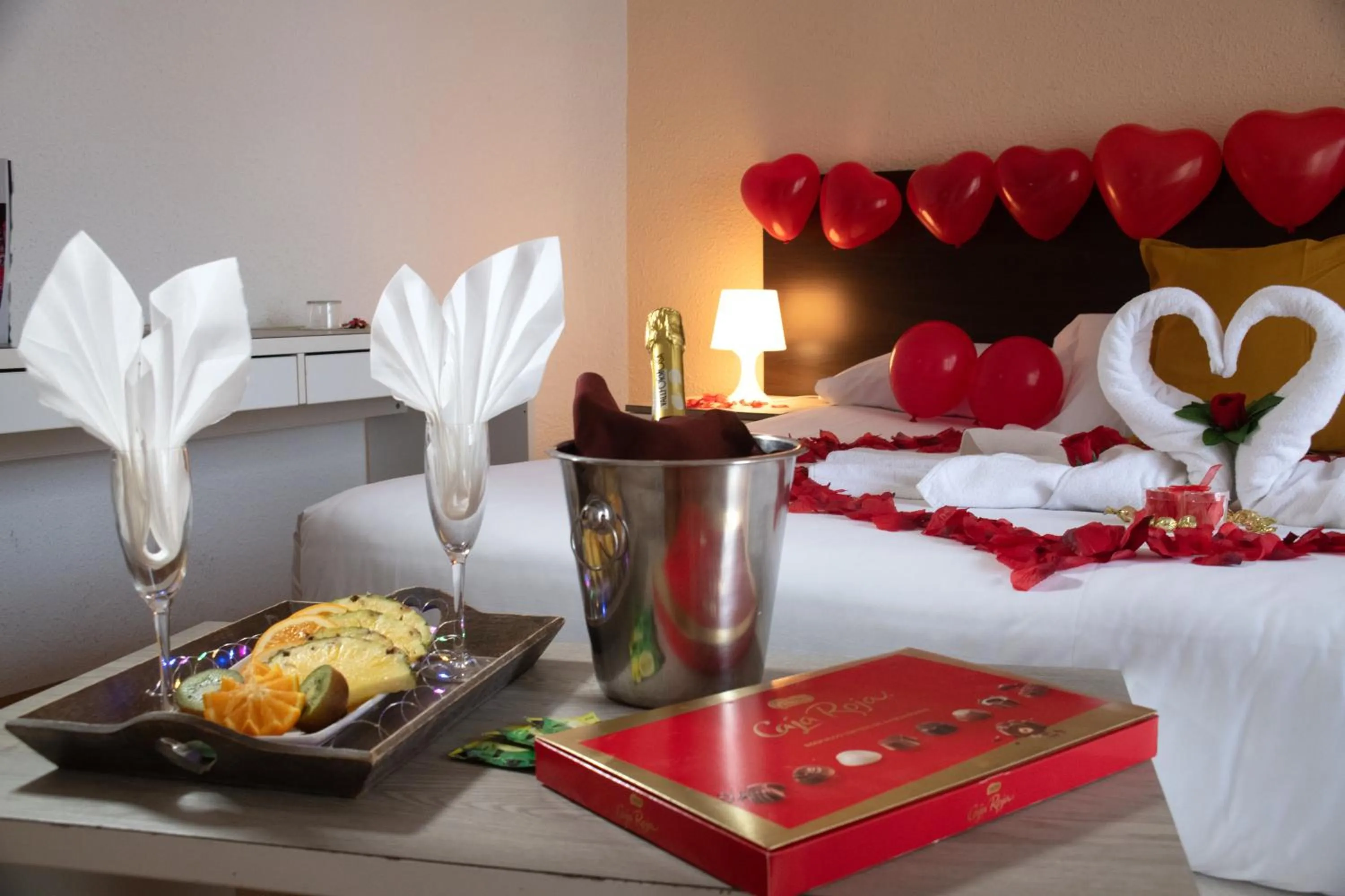 Photo of the whole room, Bed in Adia Hotel Cunit Playa