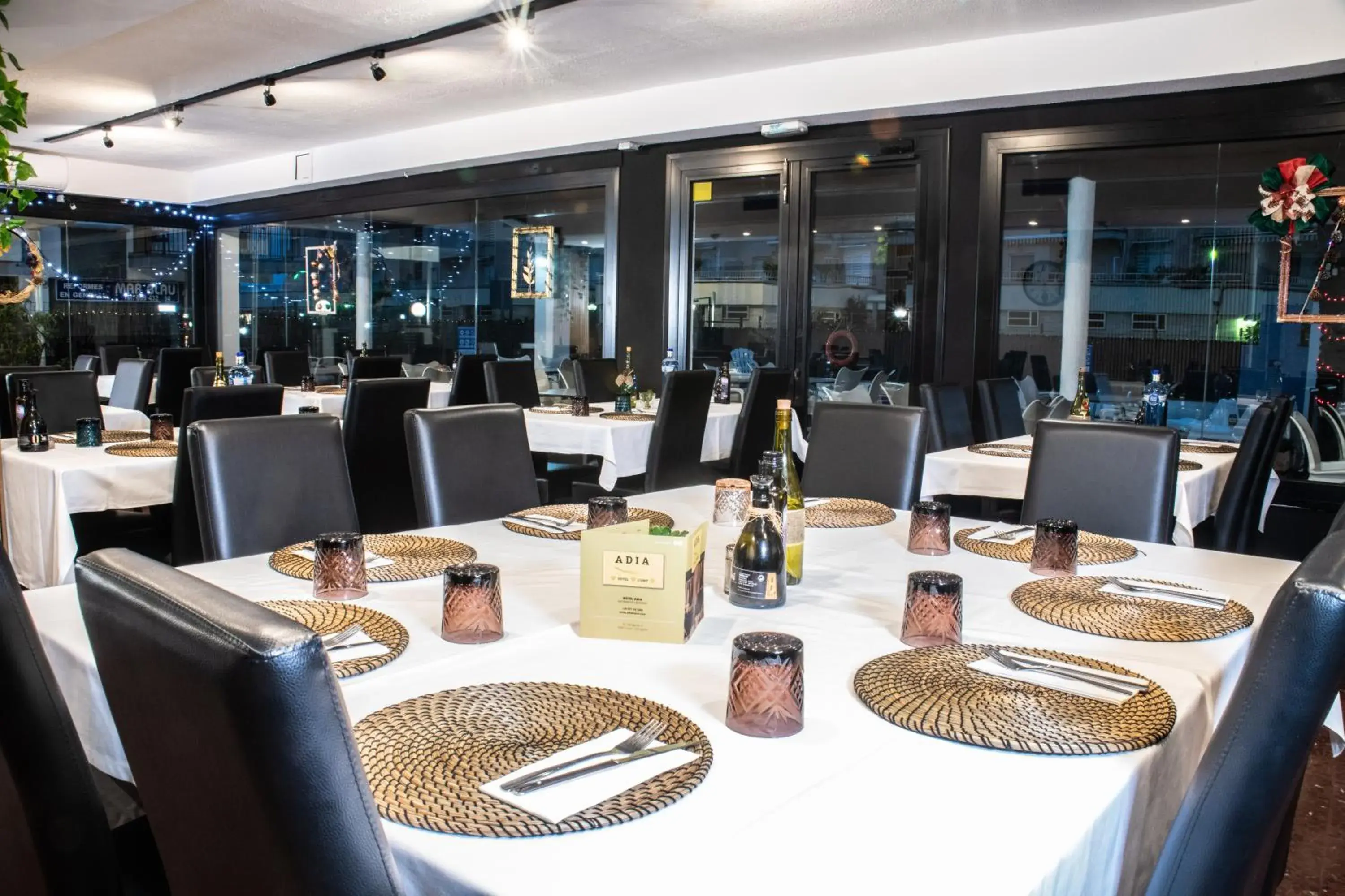 Restaurant/places to eat in Adia Hotel Cunit Playa Restaurant/places to eat in Adia Hotel Cunit Playa