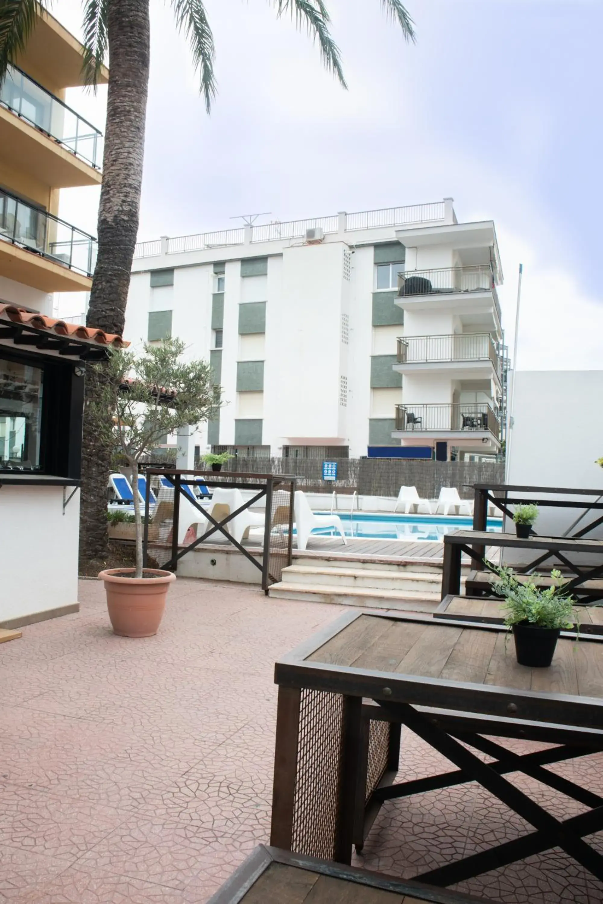 Property building in Adia Hotel Cunit Playa Property building in Adia Hotel Cunit Playa