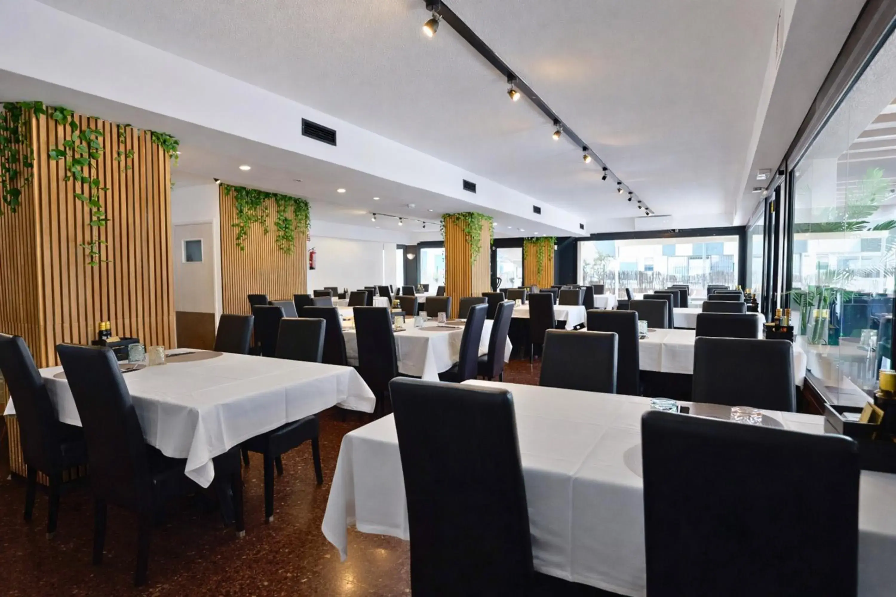 Restaurant/places to eat in Adia Hotel Cunit Playa Restaurant/places to eat in Adia Hotel Cunit Playa