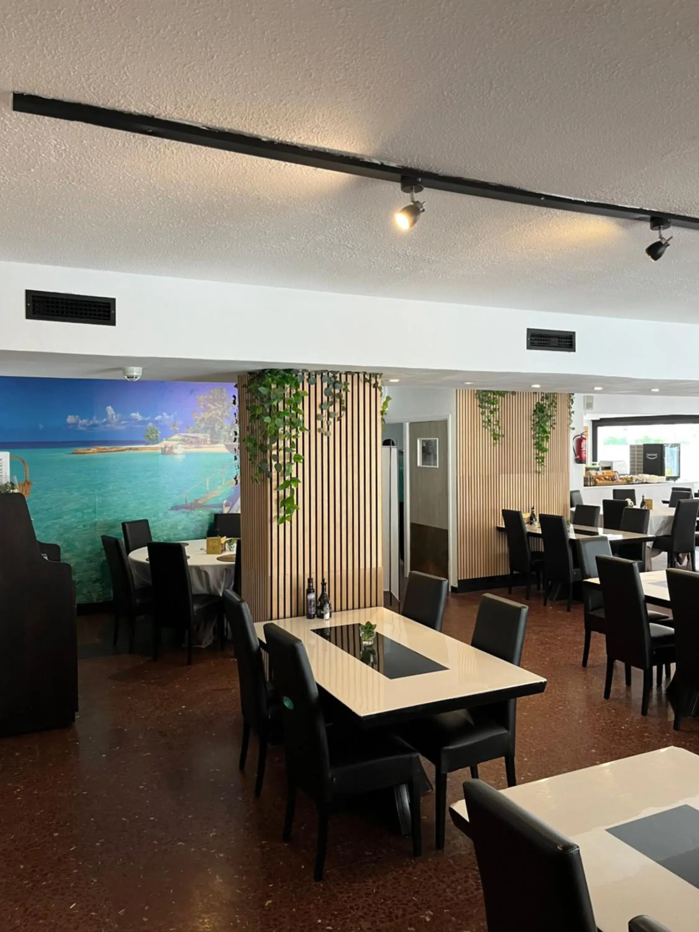 Restaurant/places to eat in Adia Hotel Cunit Playa Restaurant/places to eat in Adia Hotel Cunit Playa