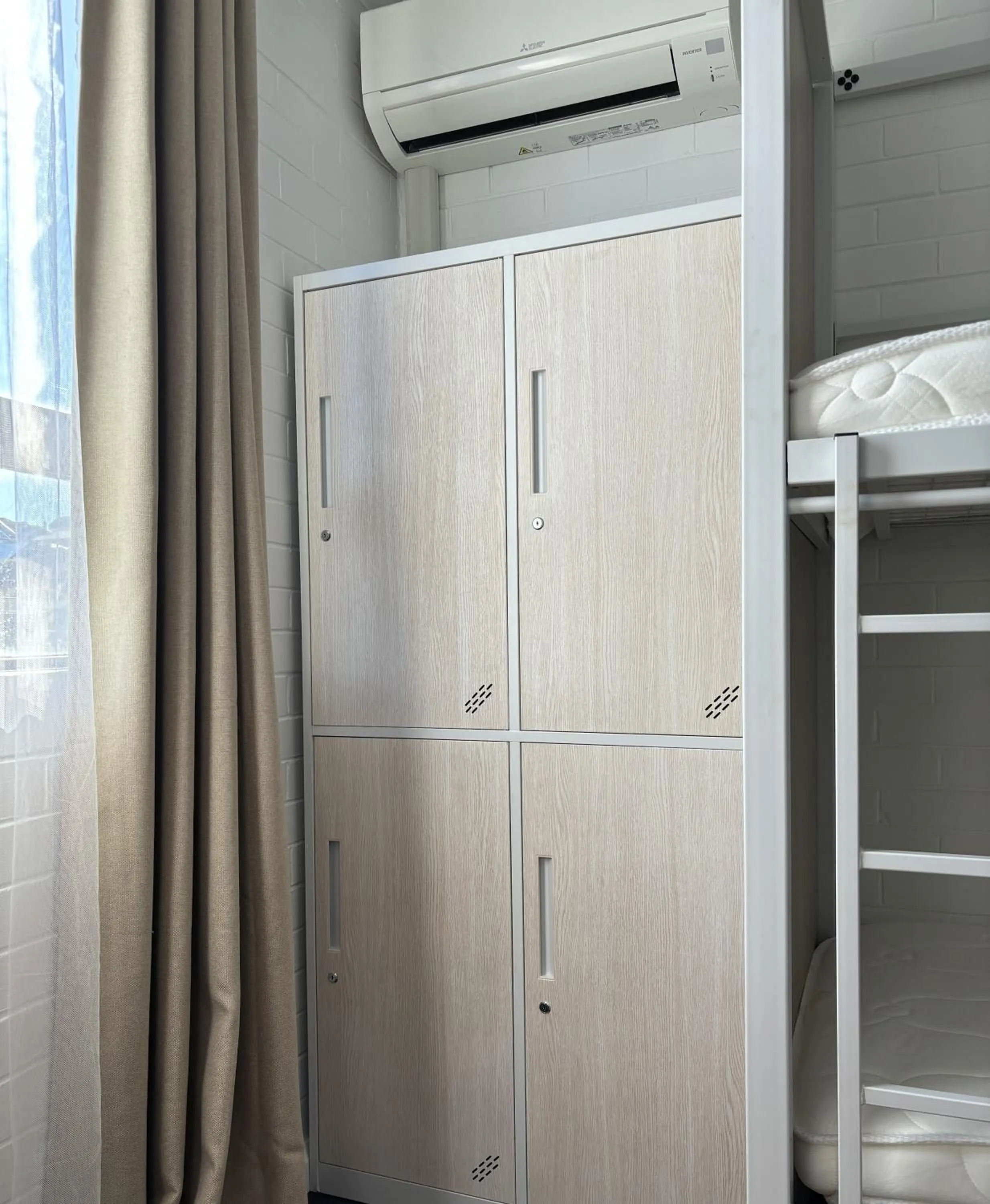 locker in Little Coogee Hotel