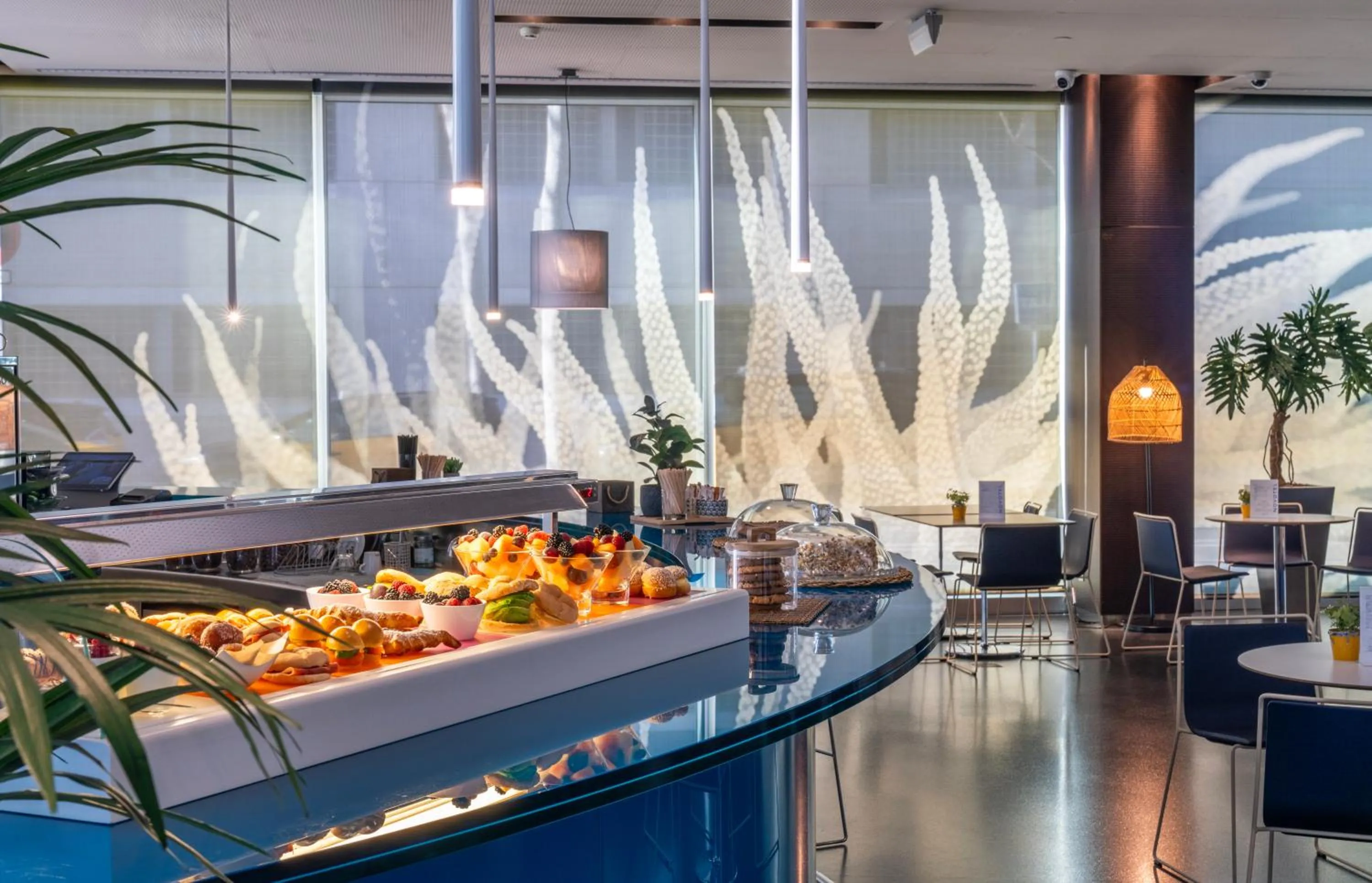 Lounge or bar in Novotel Barcelona City