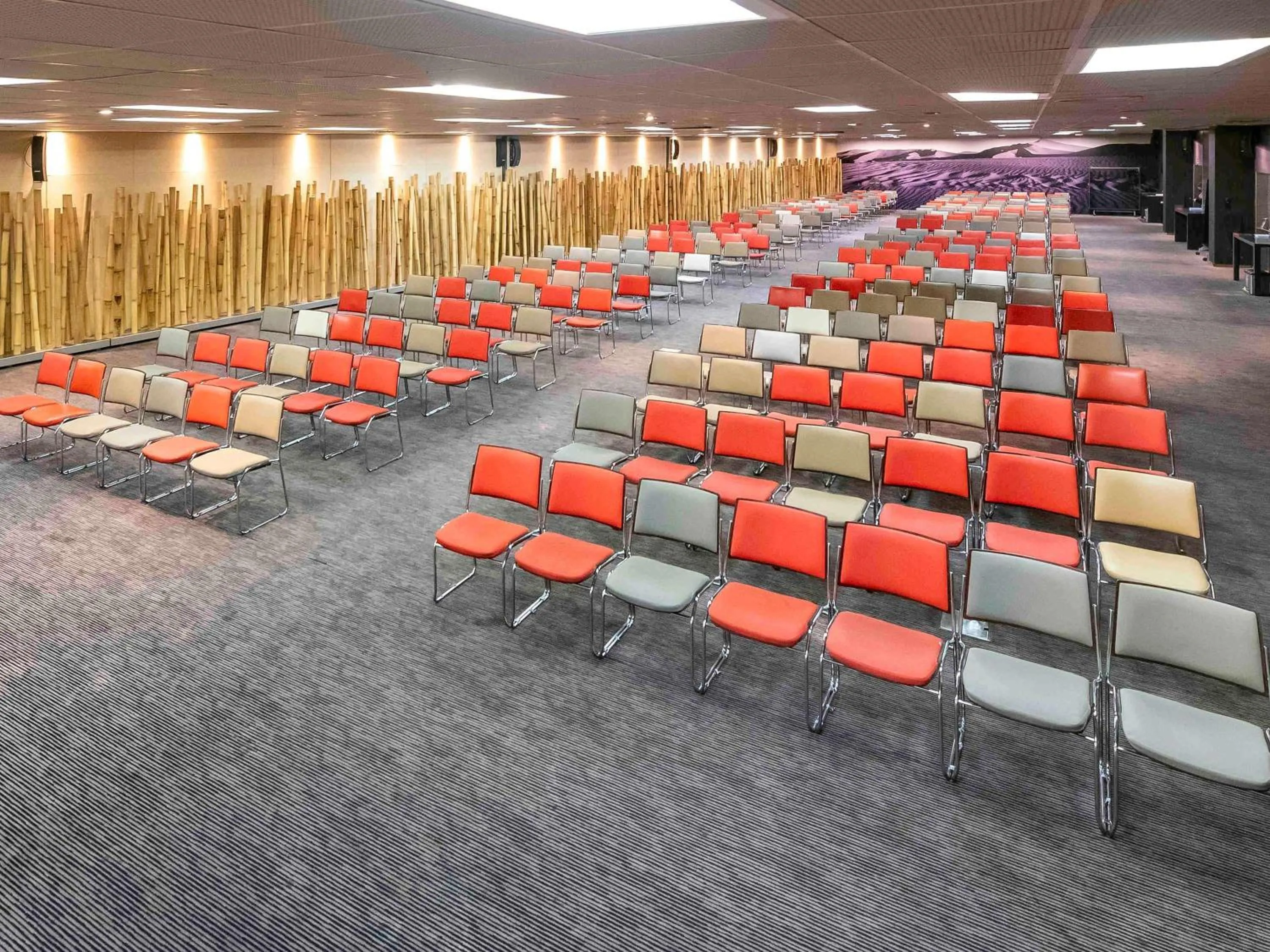 Meeting/conference room in Novotel Barcelona City