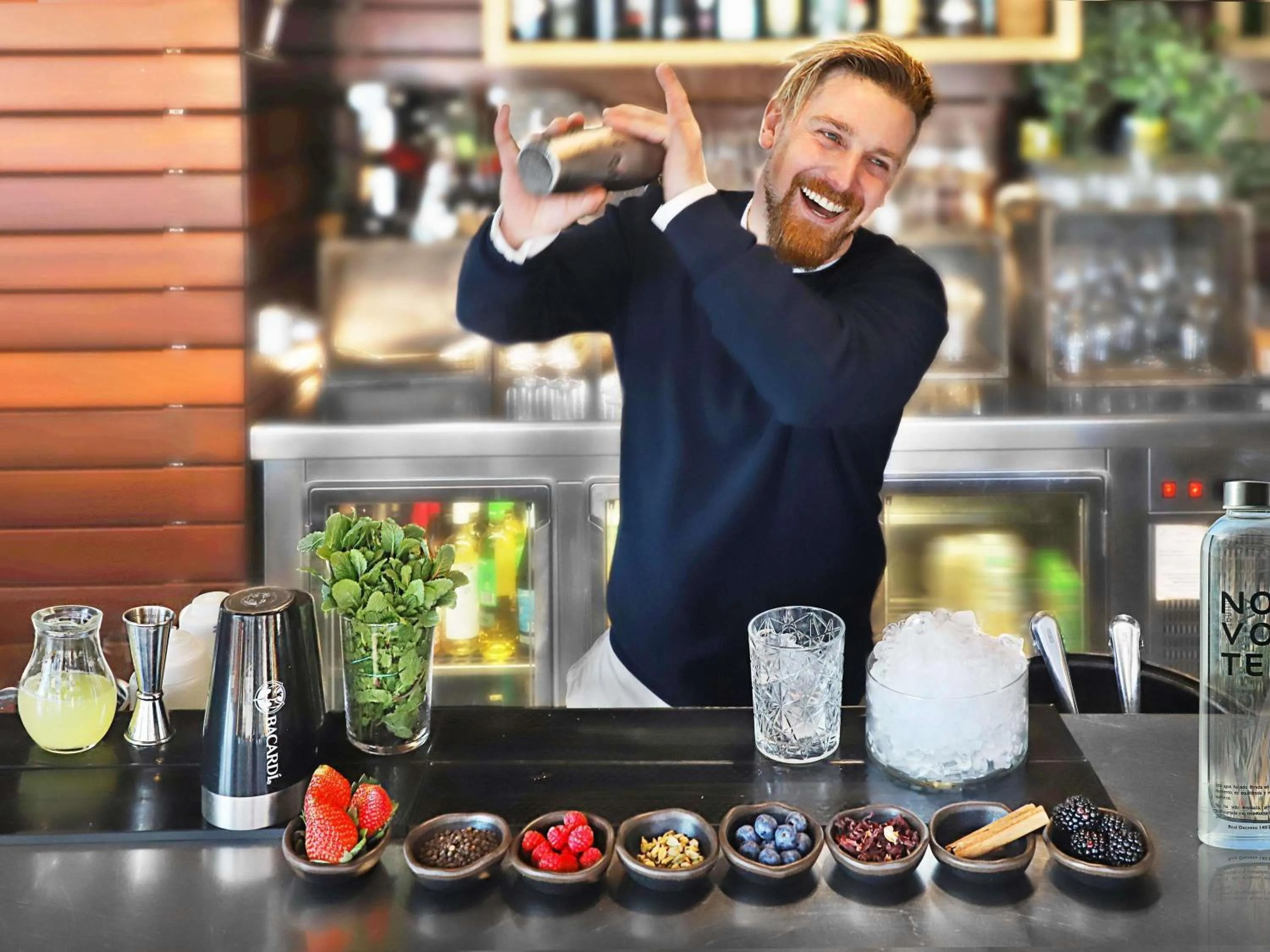 Lounge or bar in Novotel Barcelona City