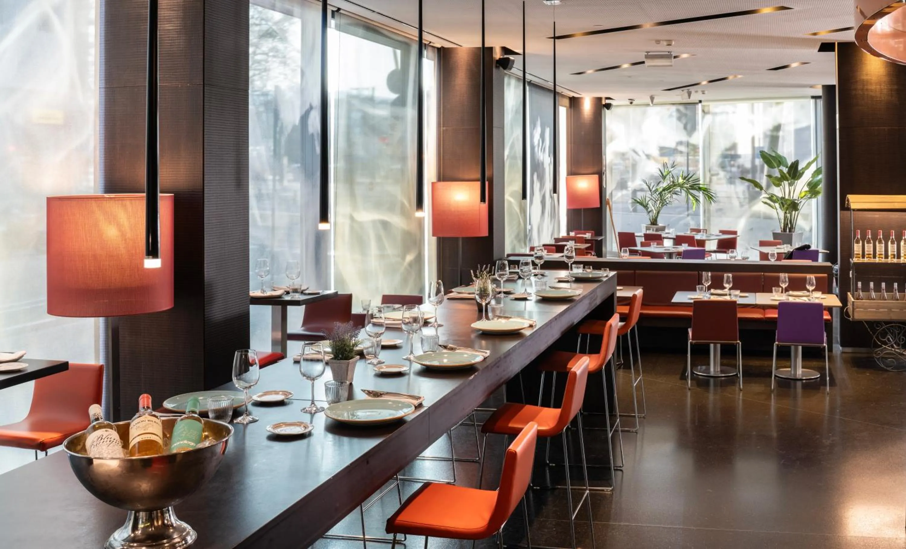 Restaurant/places to eat in Novotel Barcelona City