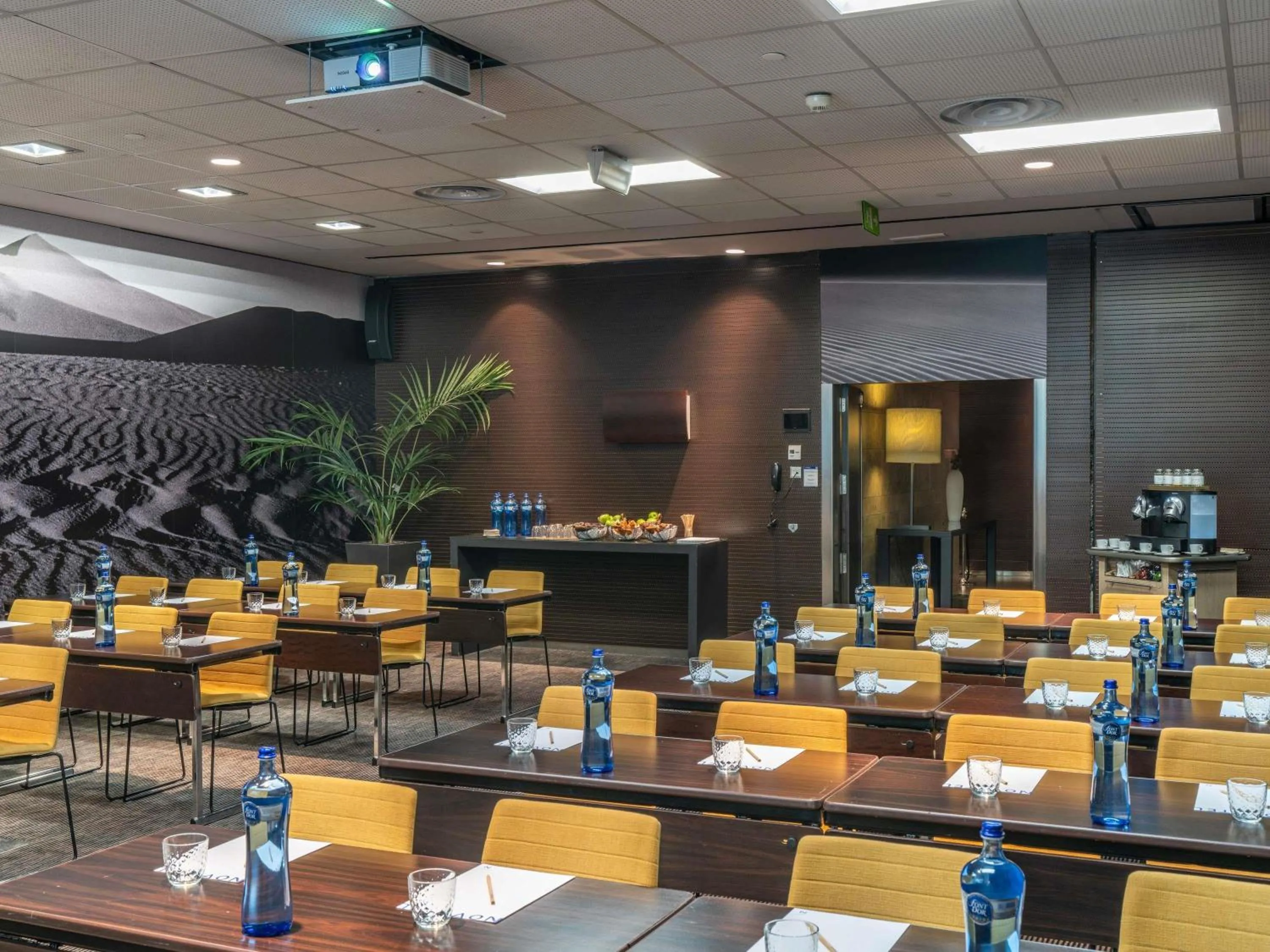 Meeting/conference room in Novotel Barcelona City